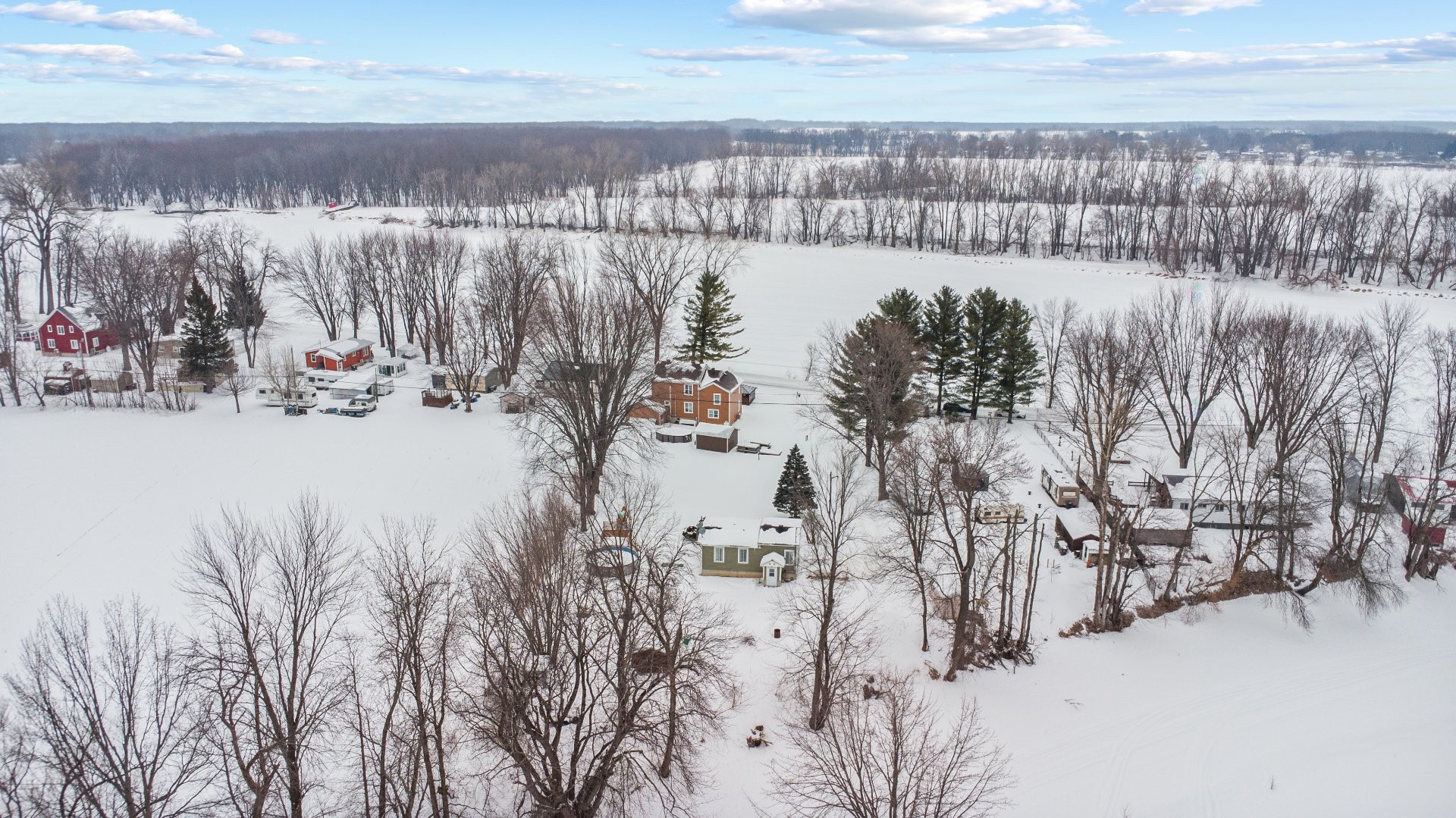 









58


Rg de l'Ile-St-Jean

,
Saint-François-du-Lac,




QC
J0G1M0

