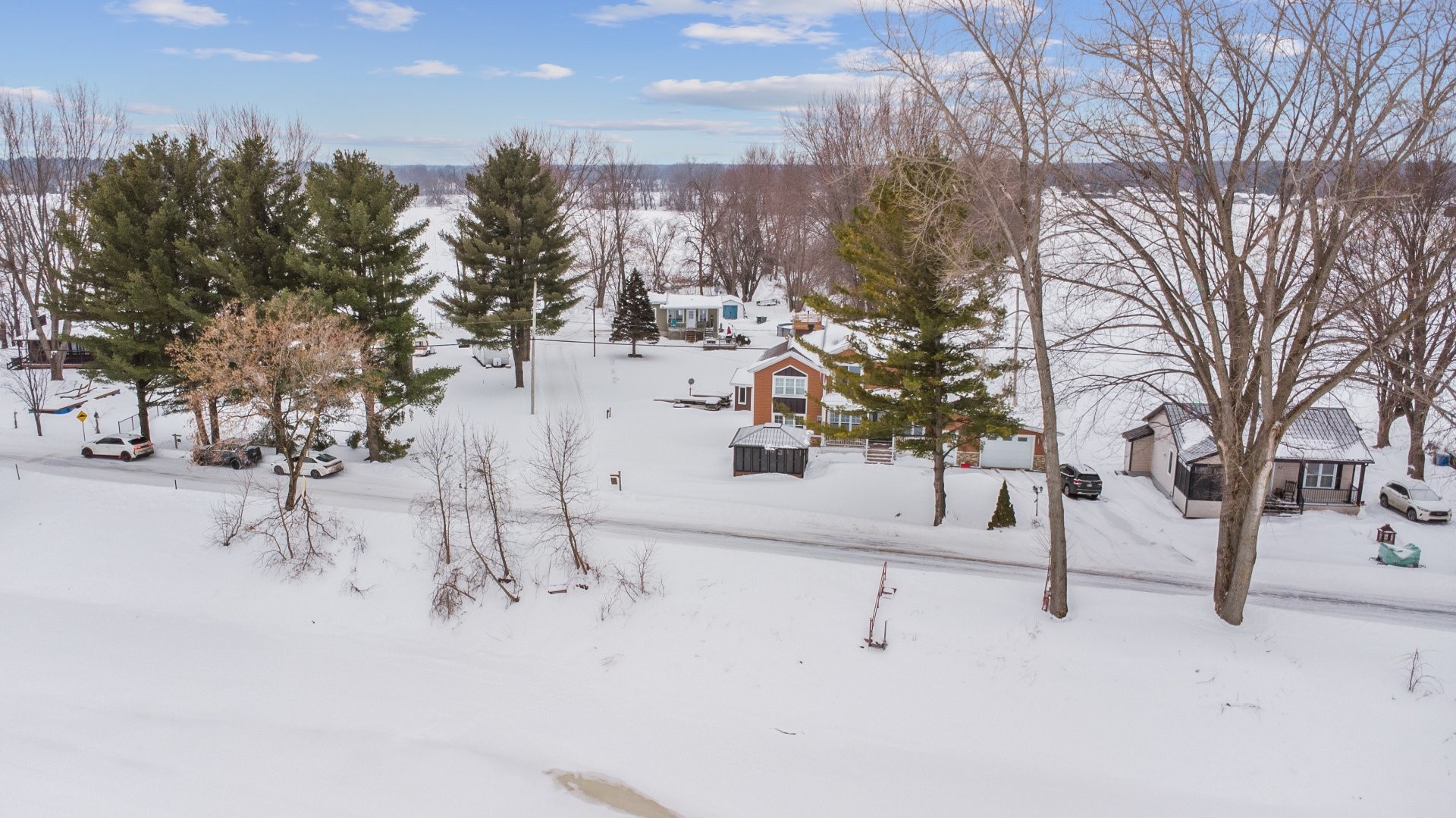 









58


Rg de l'Ile-St-Jean

,
Saint-François-du-Lac,




QC
J0G1M0

