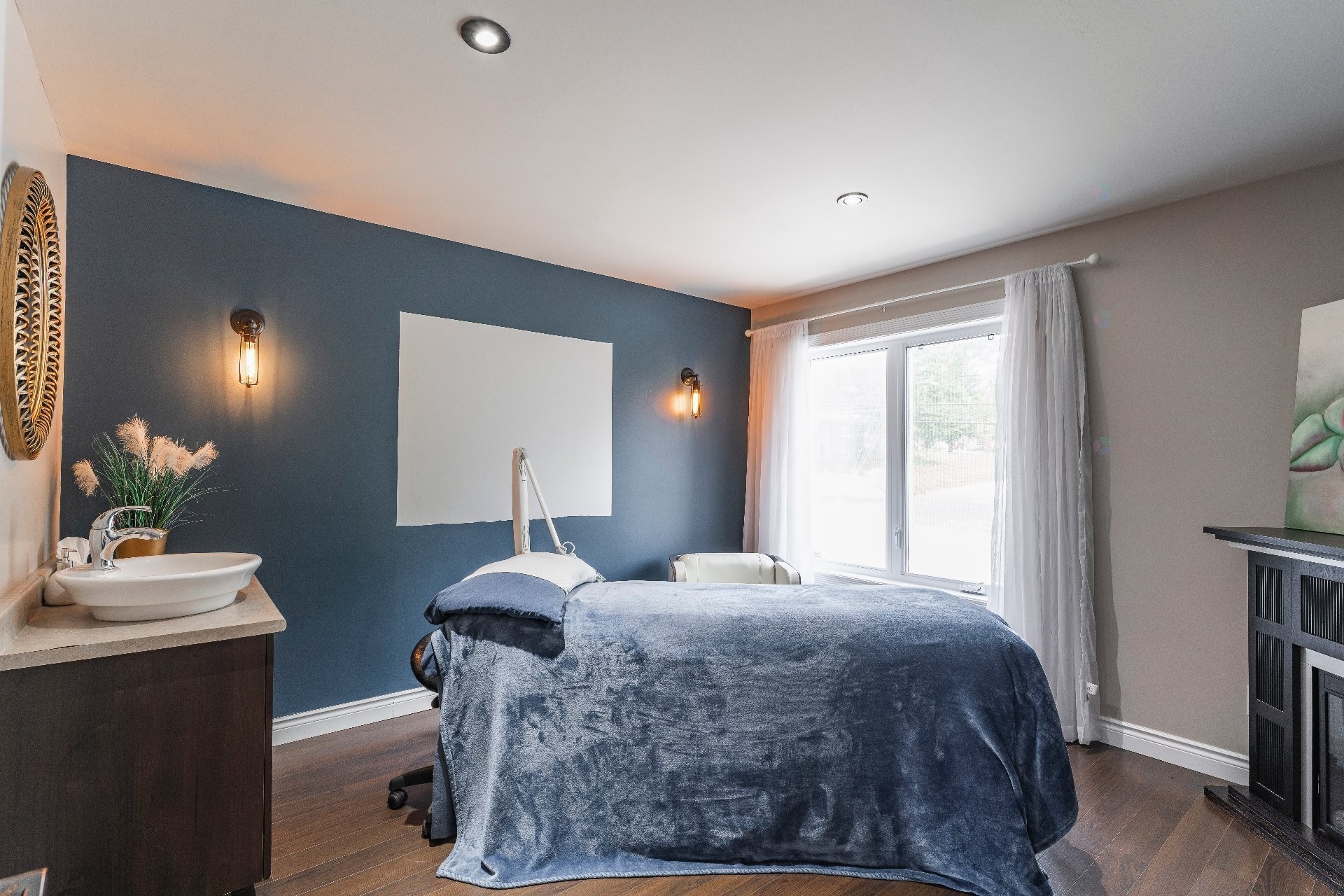 









121


Route 216

,
Stoke,




QC
J0B3G0

