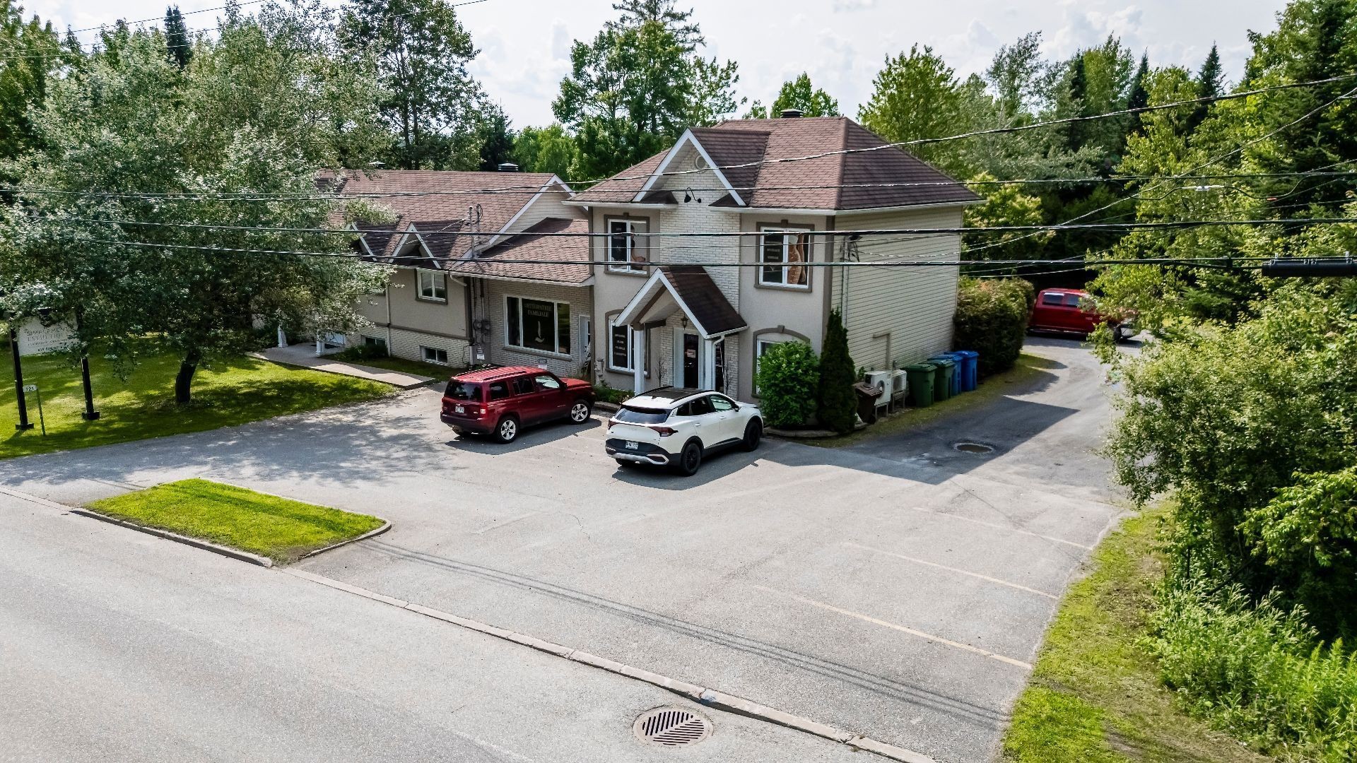 









121


Route 216

,
Stoke,




QC
J0B3G0


