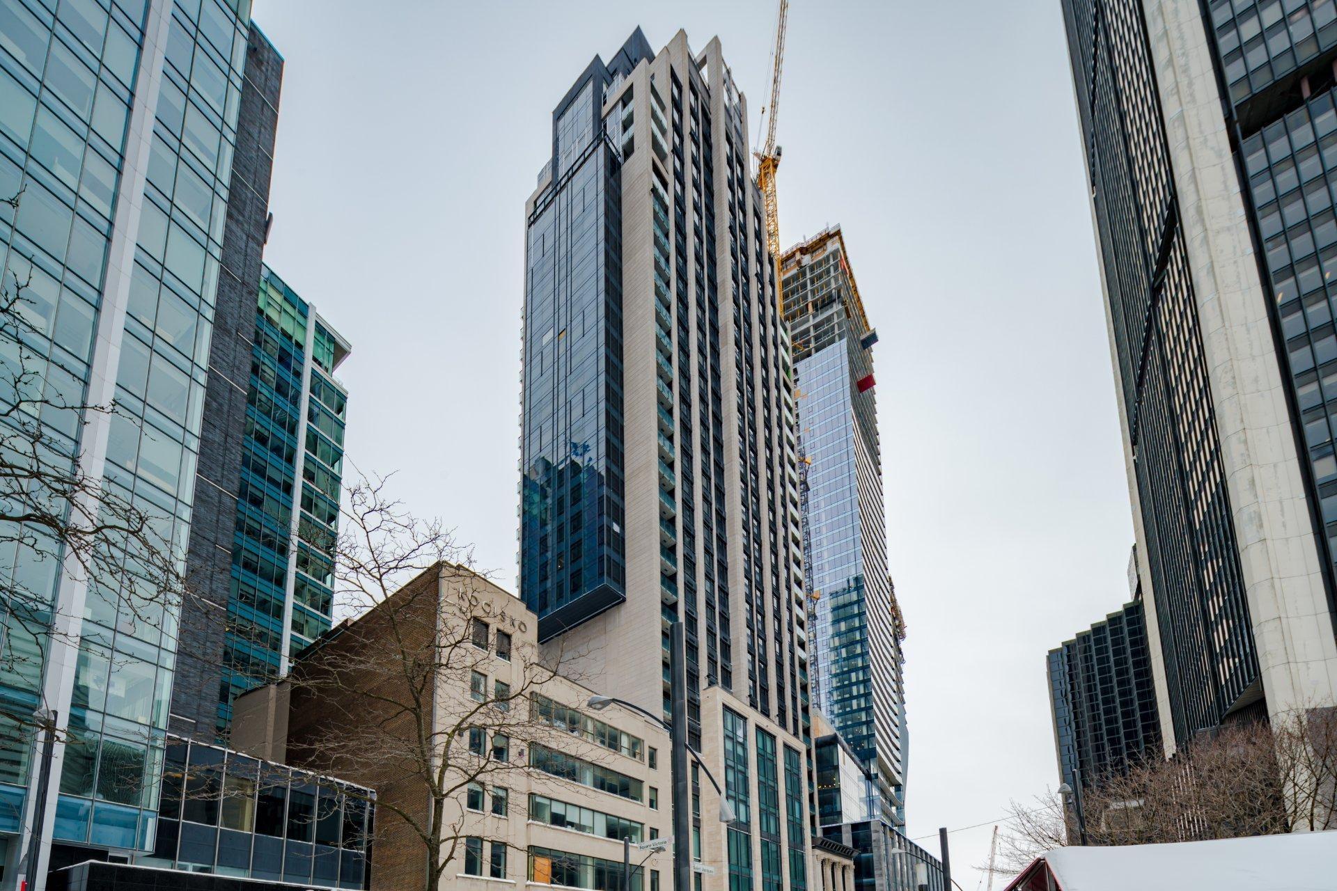 









628


Rue St-Jacques

, 1606,
Montréal (Ville-Marie),




QC
H3C0E1

