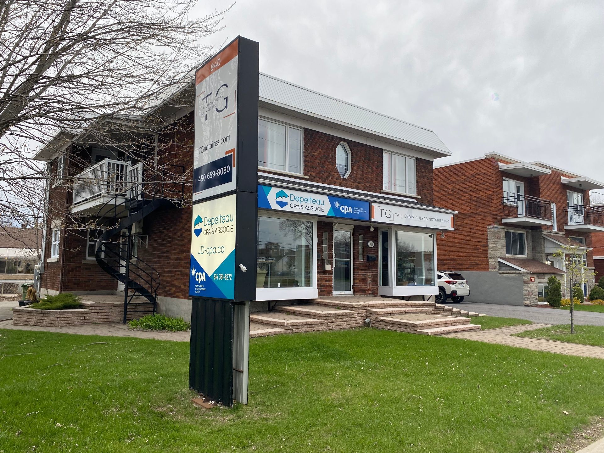 









838

 - 840


Boul. Taschereau

,
La Prairie,




QC
J5R1V9

