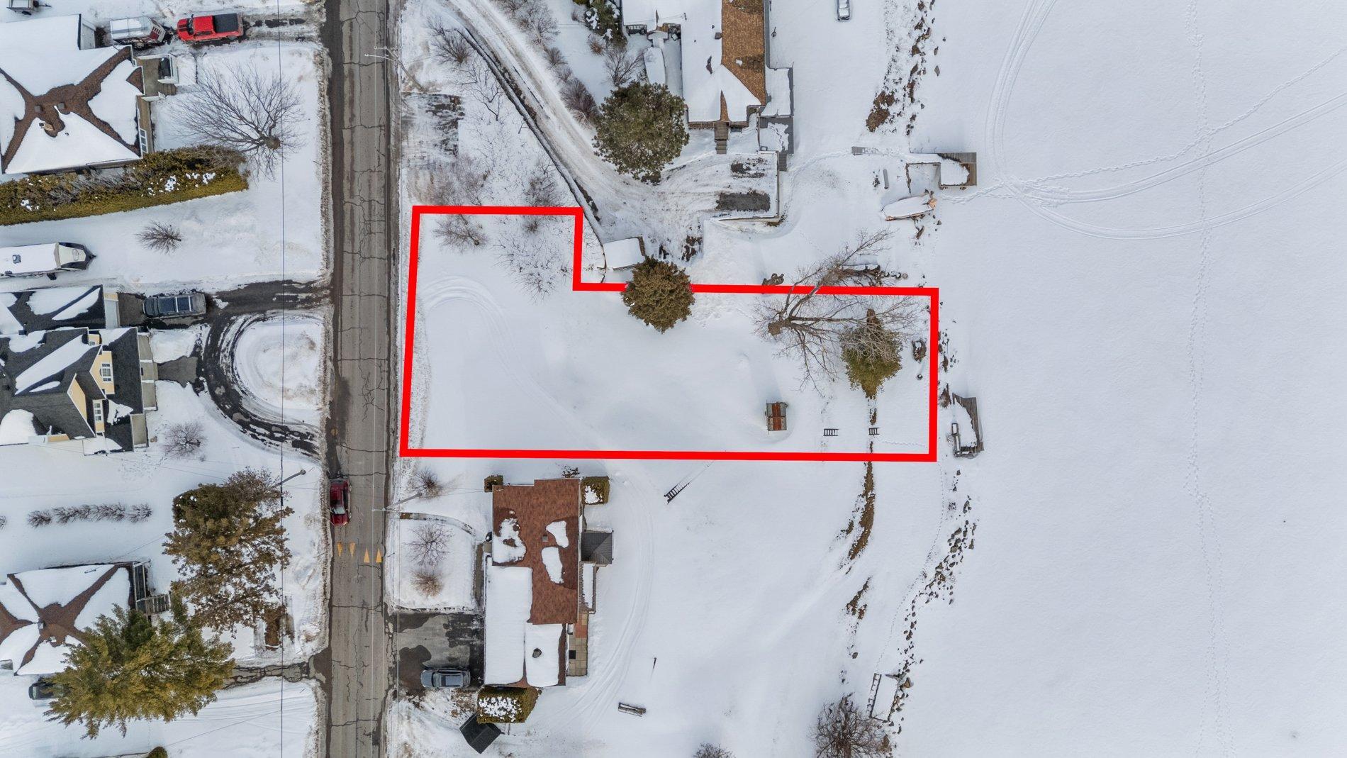 












Ch. du Fleuve

,
Pointe-des-Cascades,







QC
J0P1M0

