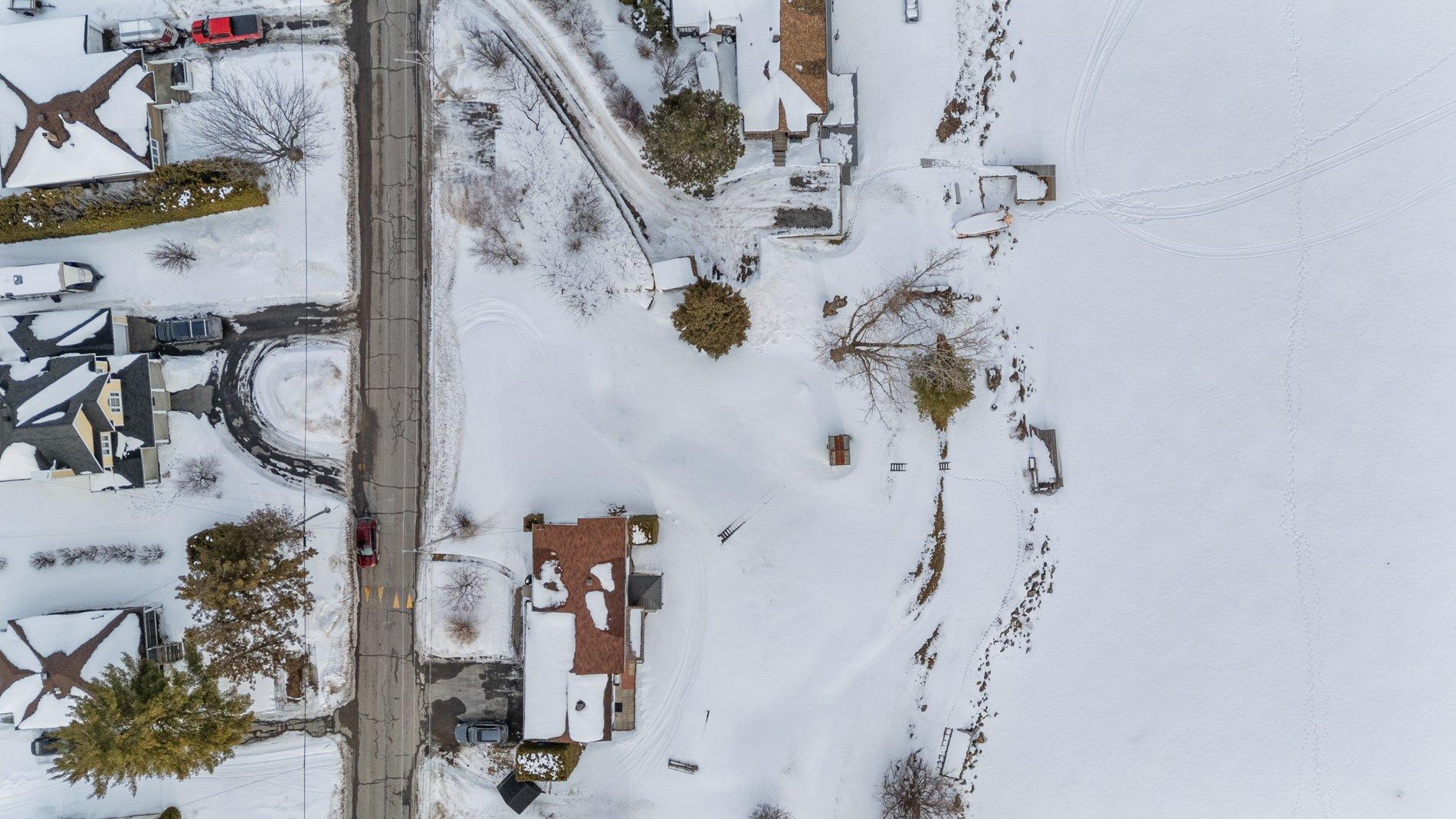 












Ch. du Fleuve

,
Pointe-des-Cascades,







QC
J0P1M0

