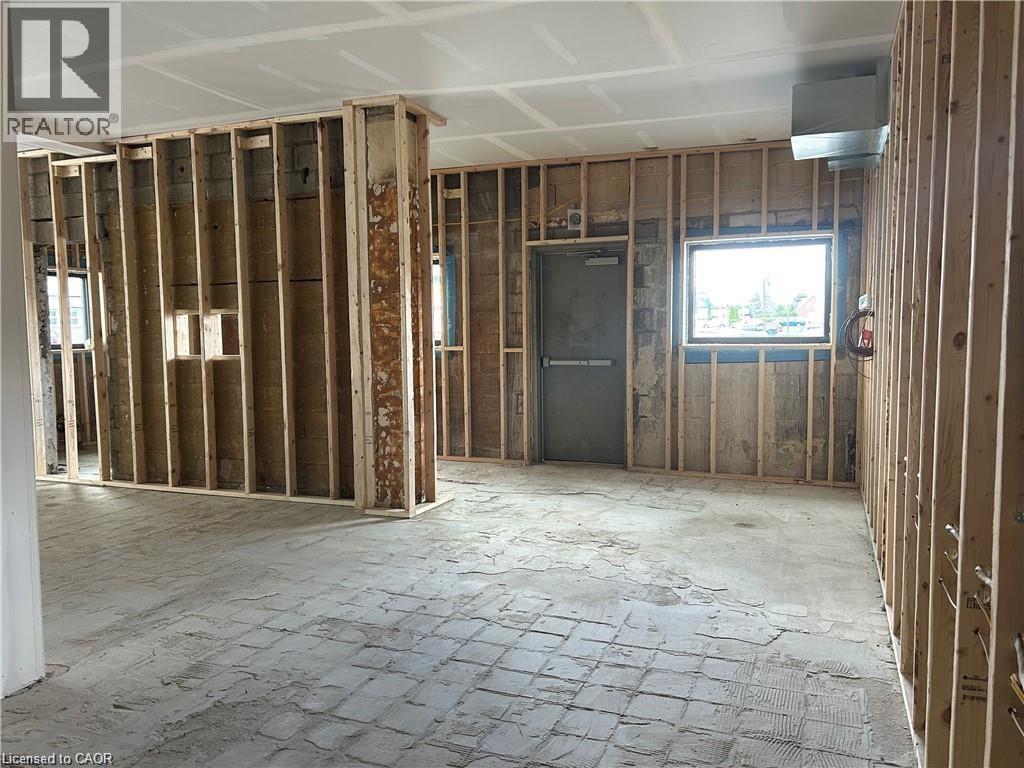 












63 QUEENSWAY W

,
Simcoe,




Ontario
N3Y2M7

