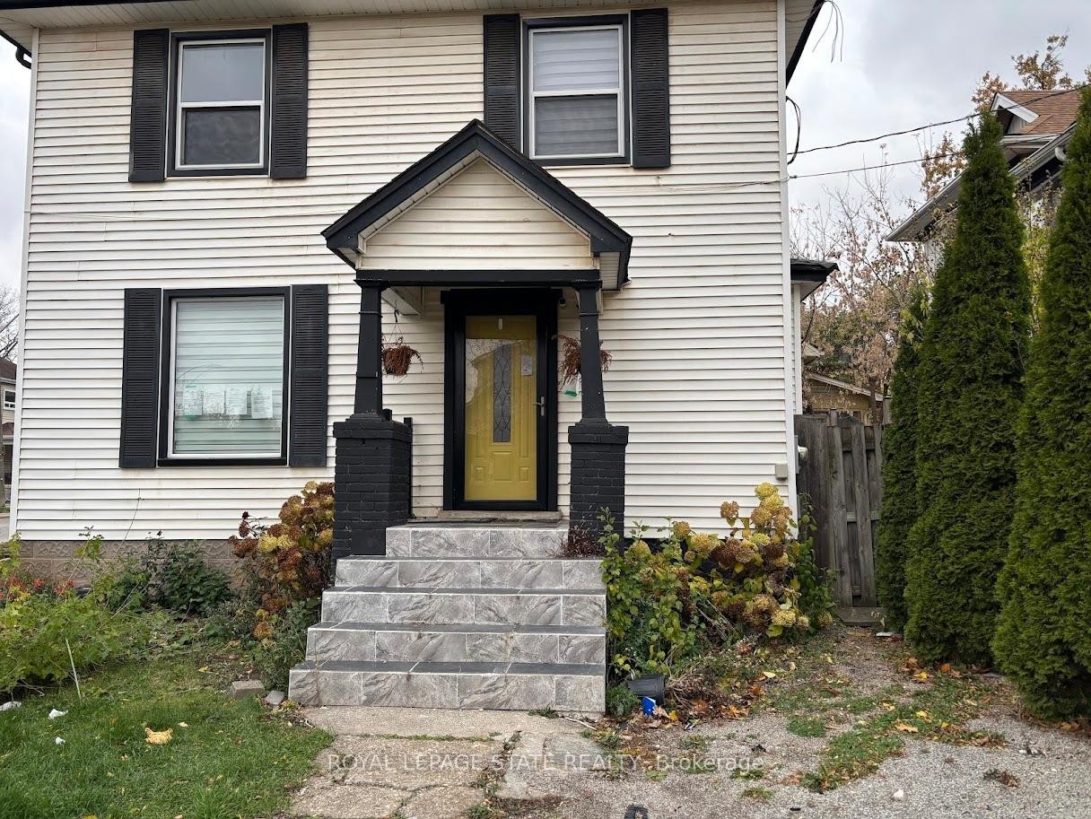 









4789


St Clair

Avenue,
Niagara Falls,




ON
L2E 3T2

