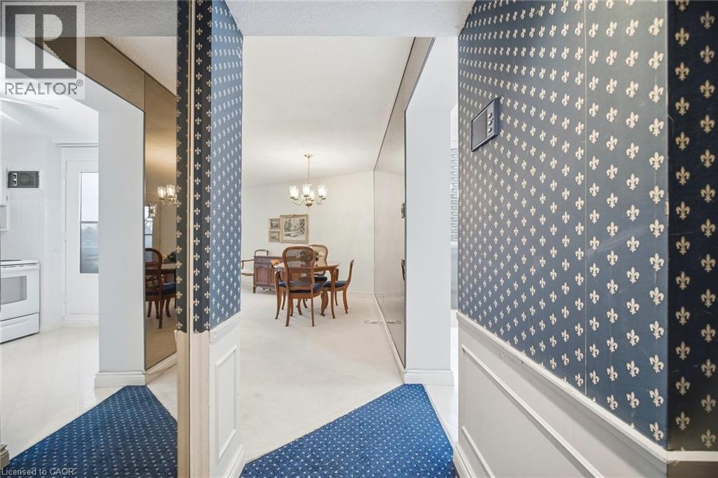 












296 MILL Road Unit# A21

,
Toronto,




Ontario
M9C4X8

