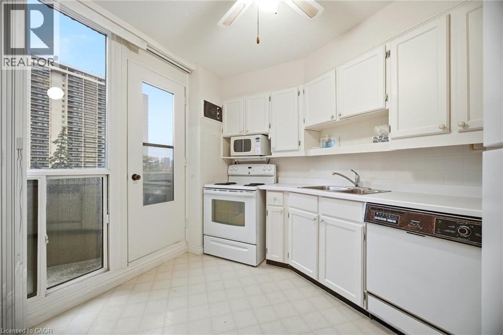 












296 MILL Road Unit# A21

,
Toronto,




Ontario
M9C4X8

