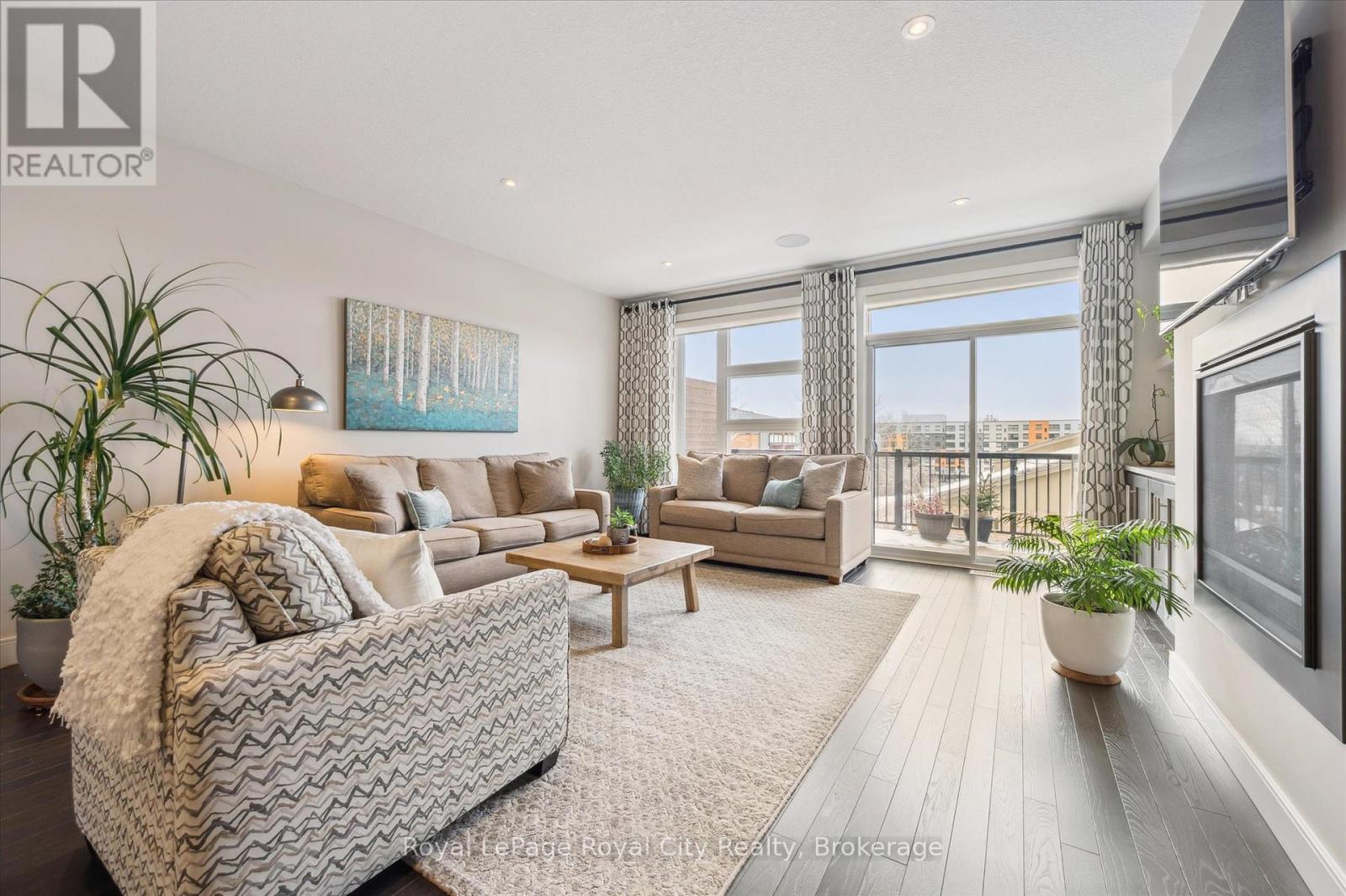 












25 - 60 ARKELL ROAD

,
Guelph (Kortright East),




Ontario
N1L0N7

