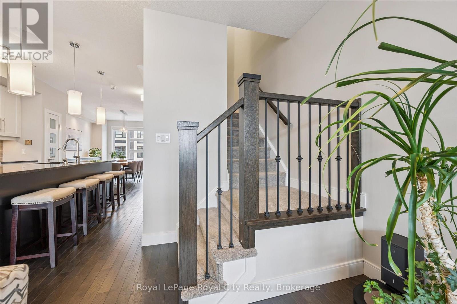 












25 - 60 ARKELL ROAD

,
Guelph (Kortright East),




Ontario
N1L0N7

