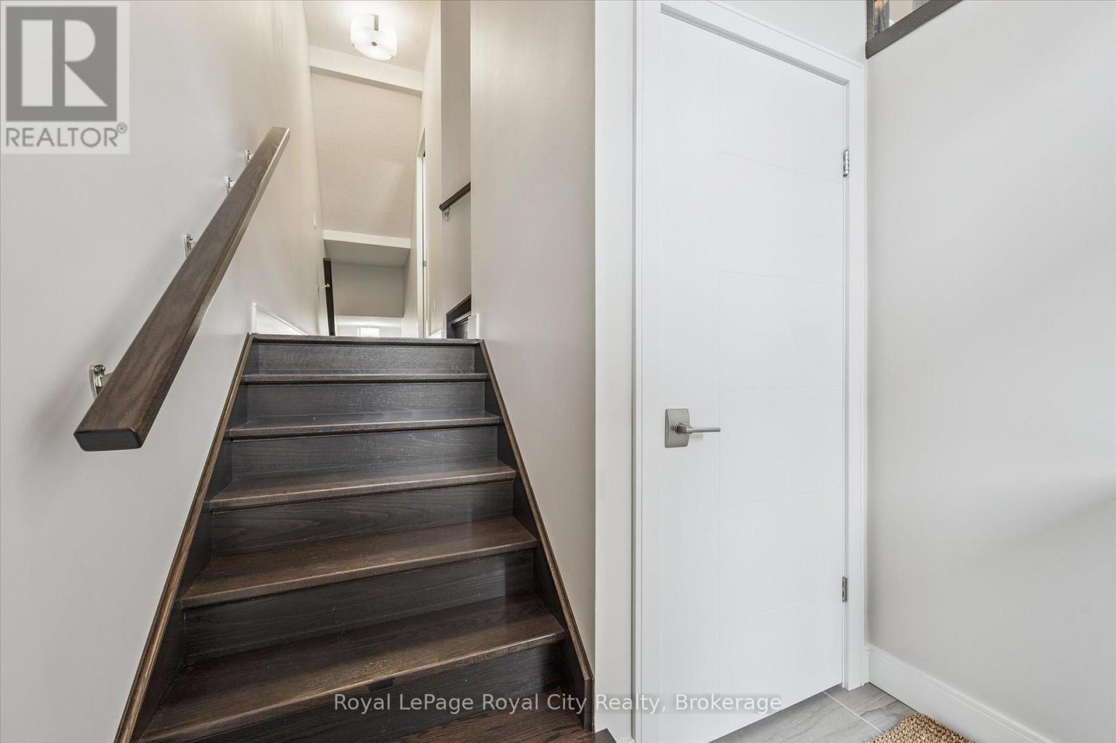 












25 - 60 ARKELL ROAD

,
Guelph (Kortright East),




Ontario
N1L0N7

