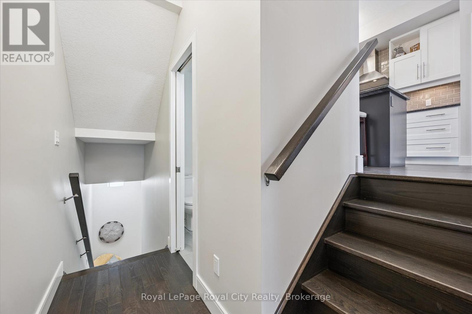 












25 - 60 ARKELL ROAD

,
Guelph (Kortright East),




Ontario
N1L0N7

