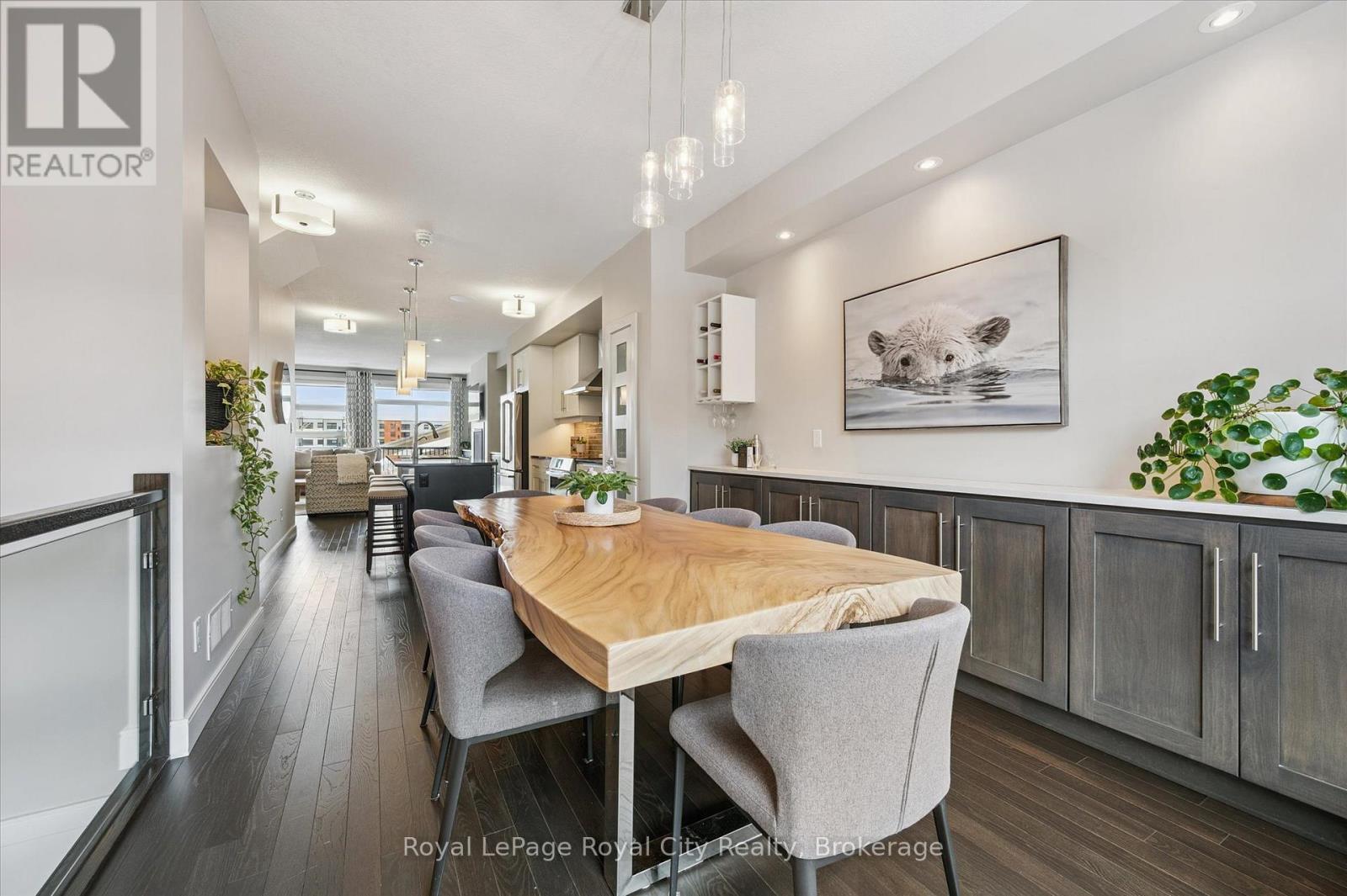 












25 - 60 ARKELL ROAD

,
Guelph (Kortright East),




Ontario
N1L0N7

