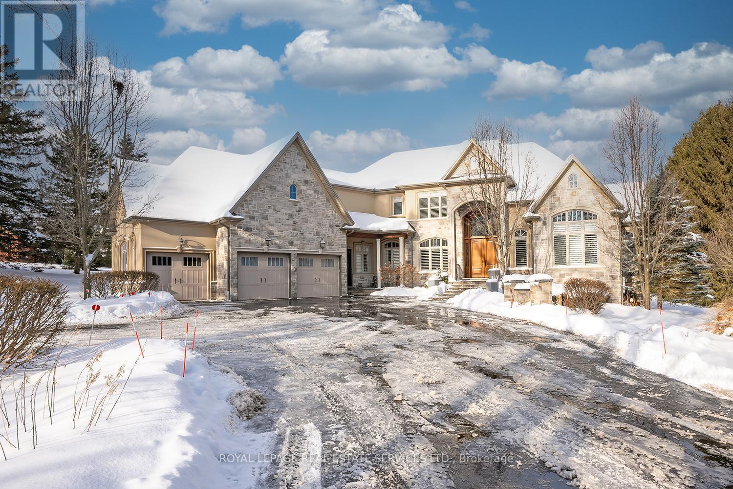 












2319 KILBRIDE STREET

,
Burlington,




Ontario
L7P0H7

