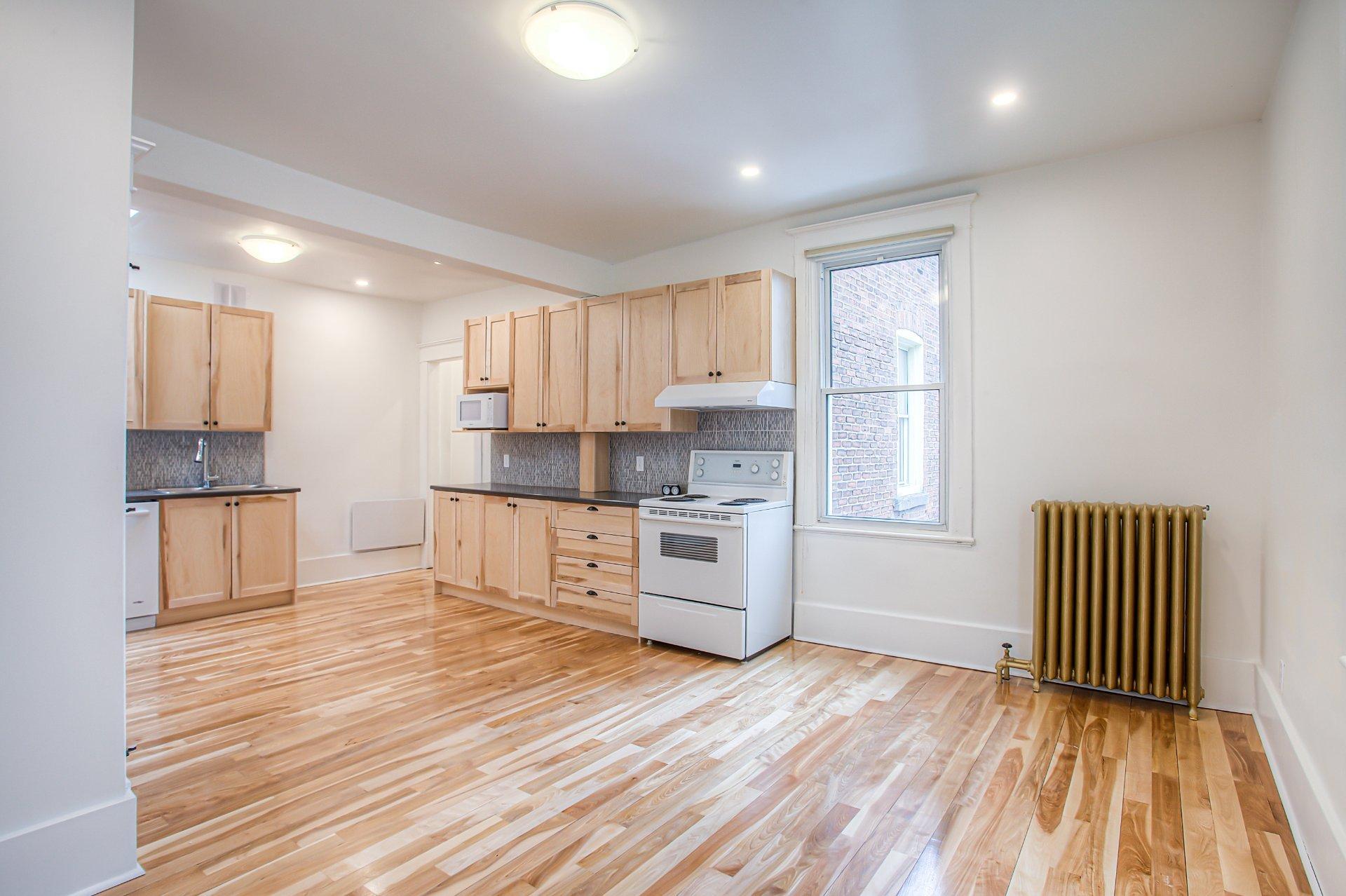 









2135


Boul. Édouard-Montpetit

, 6,
Montréal (Côte-des-Neiges/Notre-Dame-de-Grâce),




QC
H3T1J3

