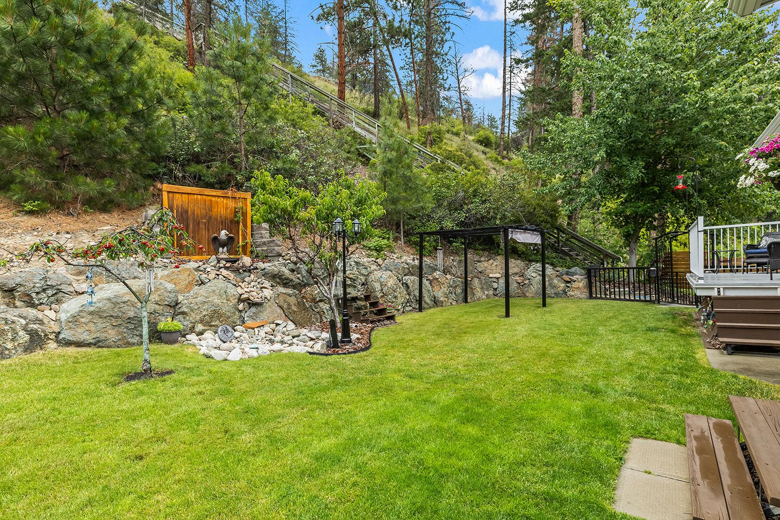 









5827


Victoria

Street,
Peachland,




BC
V0H 1X4

