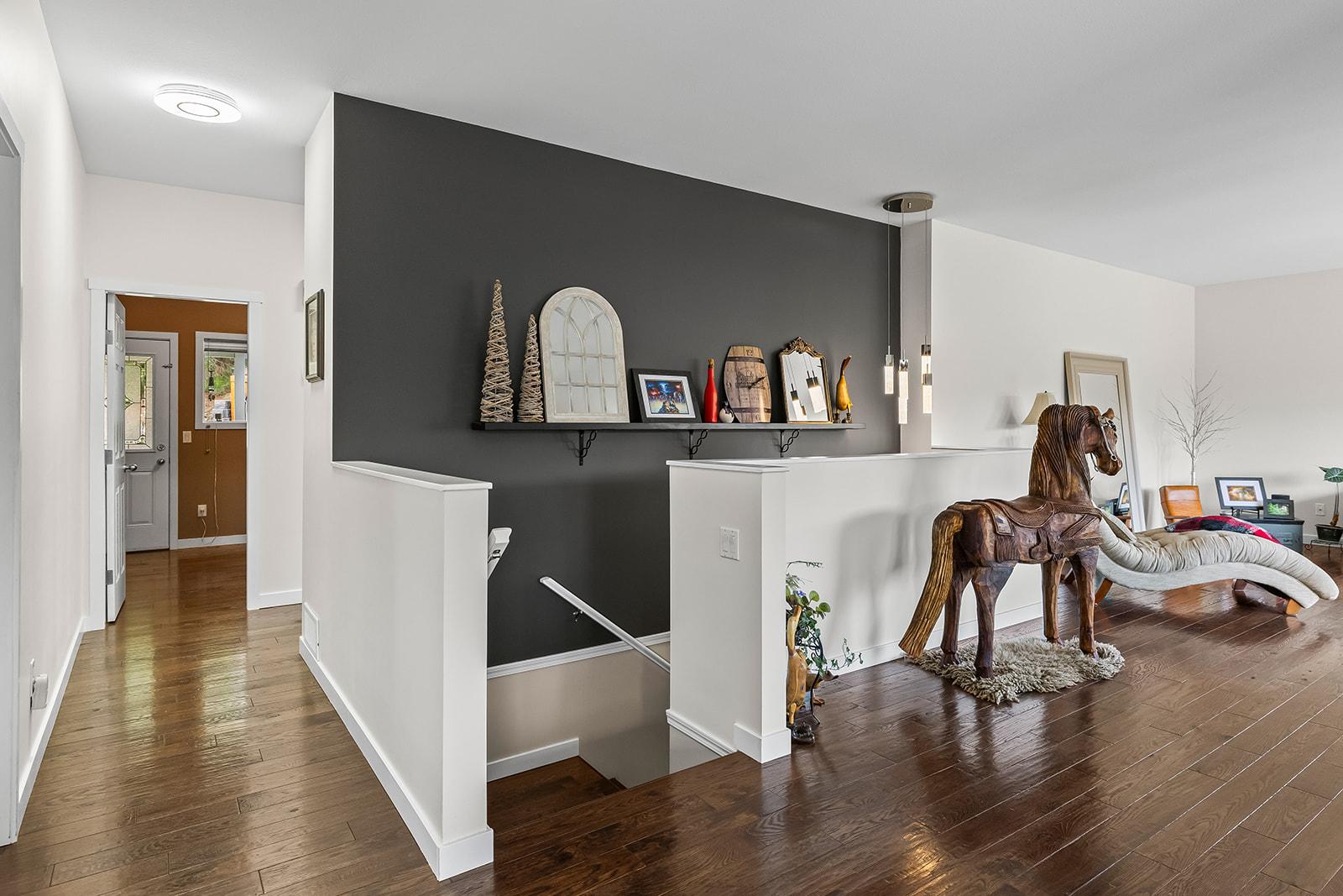 









5827


Victoria

Street,
Peachland,




BC
V0H 1X4

