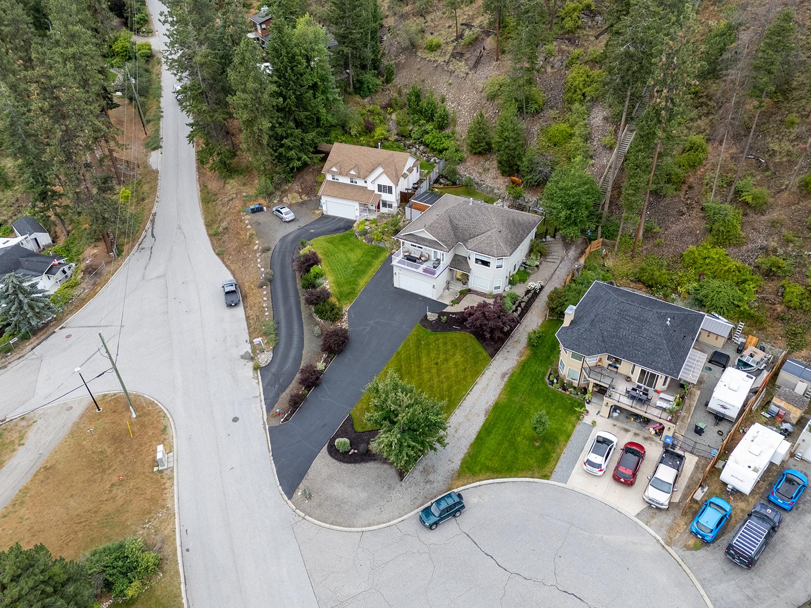 









5827


Victoria

Street,
Peachland,




BC
V0H 1X4

