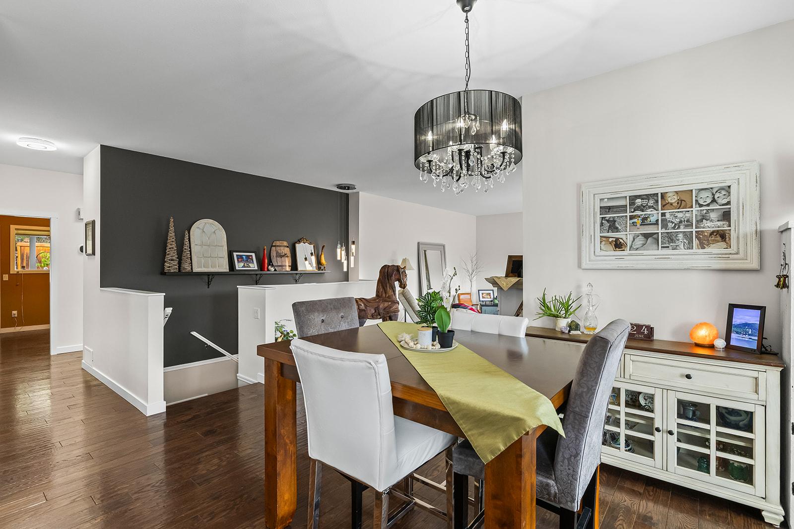 









5827


Victoria

Street,
Peachland,




BC
V0H 1X4

