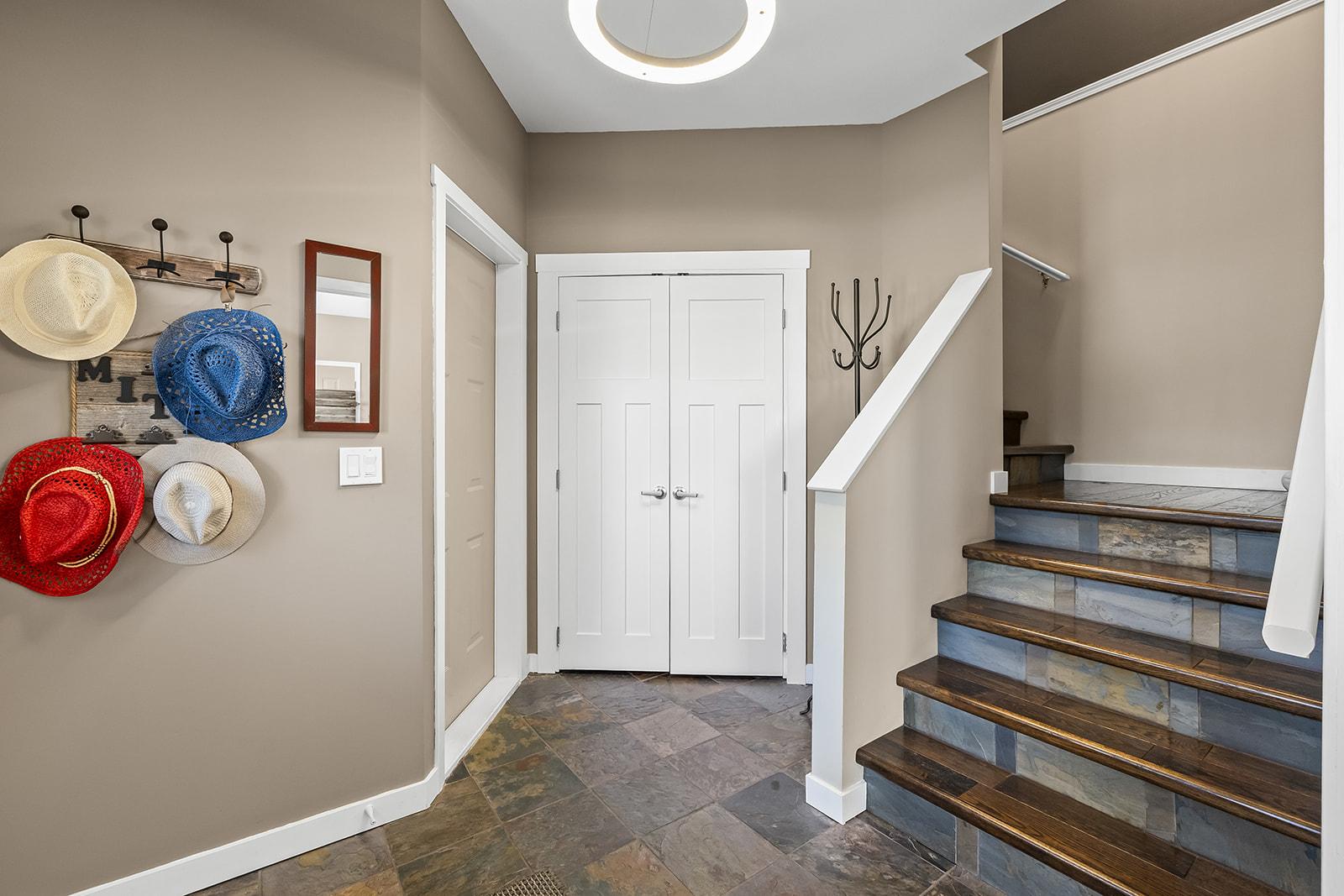 









5827


Victoria

Street,
Peachland,




BC
V0H 1X4

