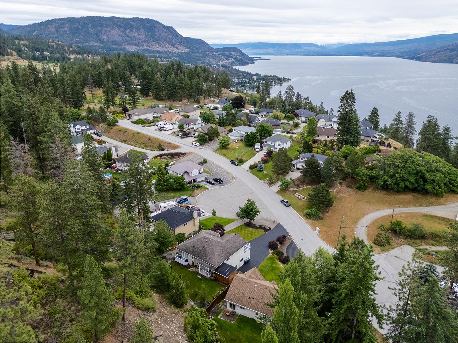









5827


Victoria

Street,
Peachland,




BC
V0H 1X4

