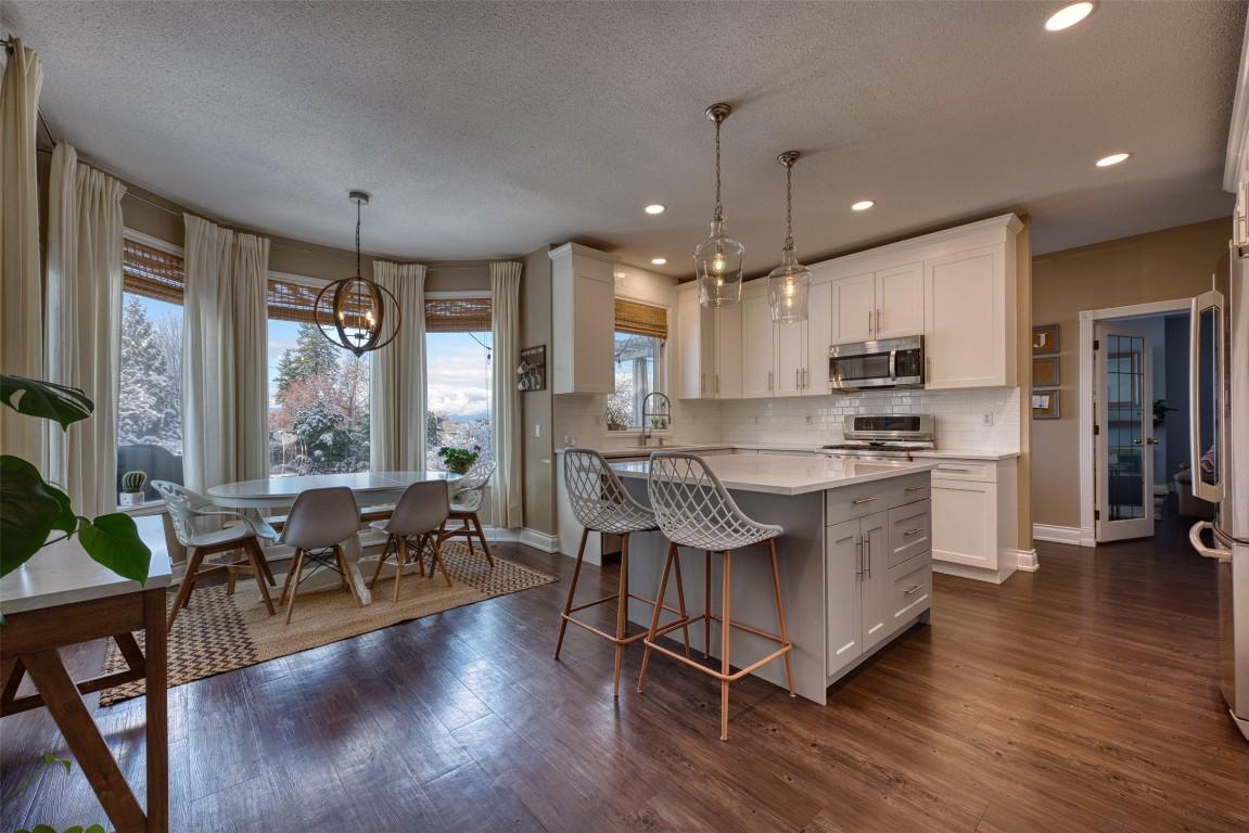 









4830


Parkridge

Drive,
Kelowna,




BC
V1W 3A1

