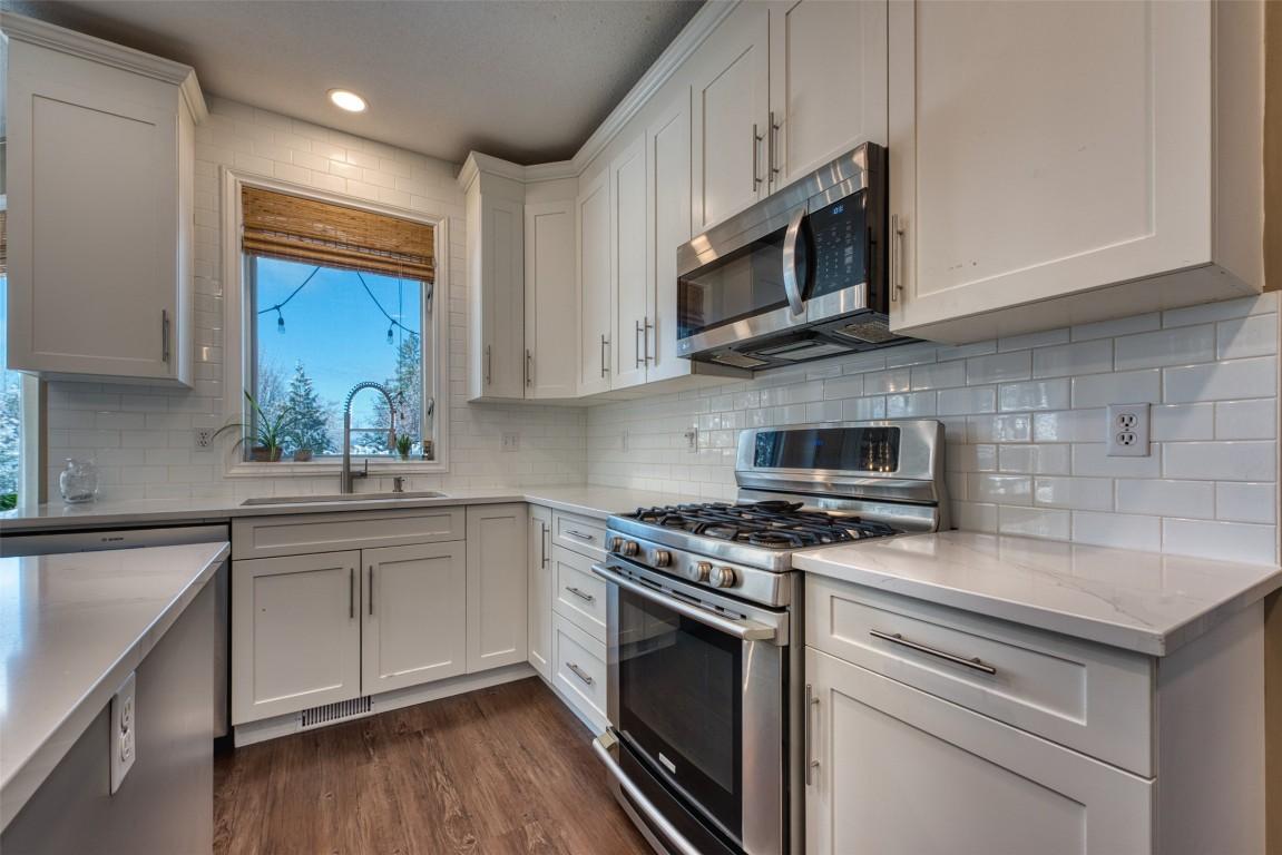 









4830


Parkridge

Drive,
Kelowna,




BC
V1W 3A1

