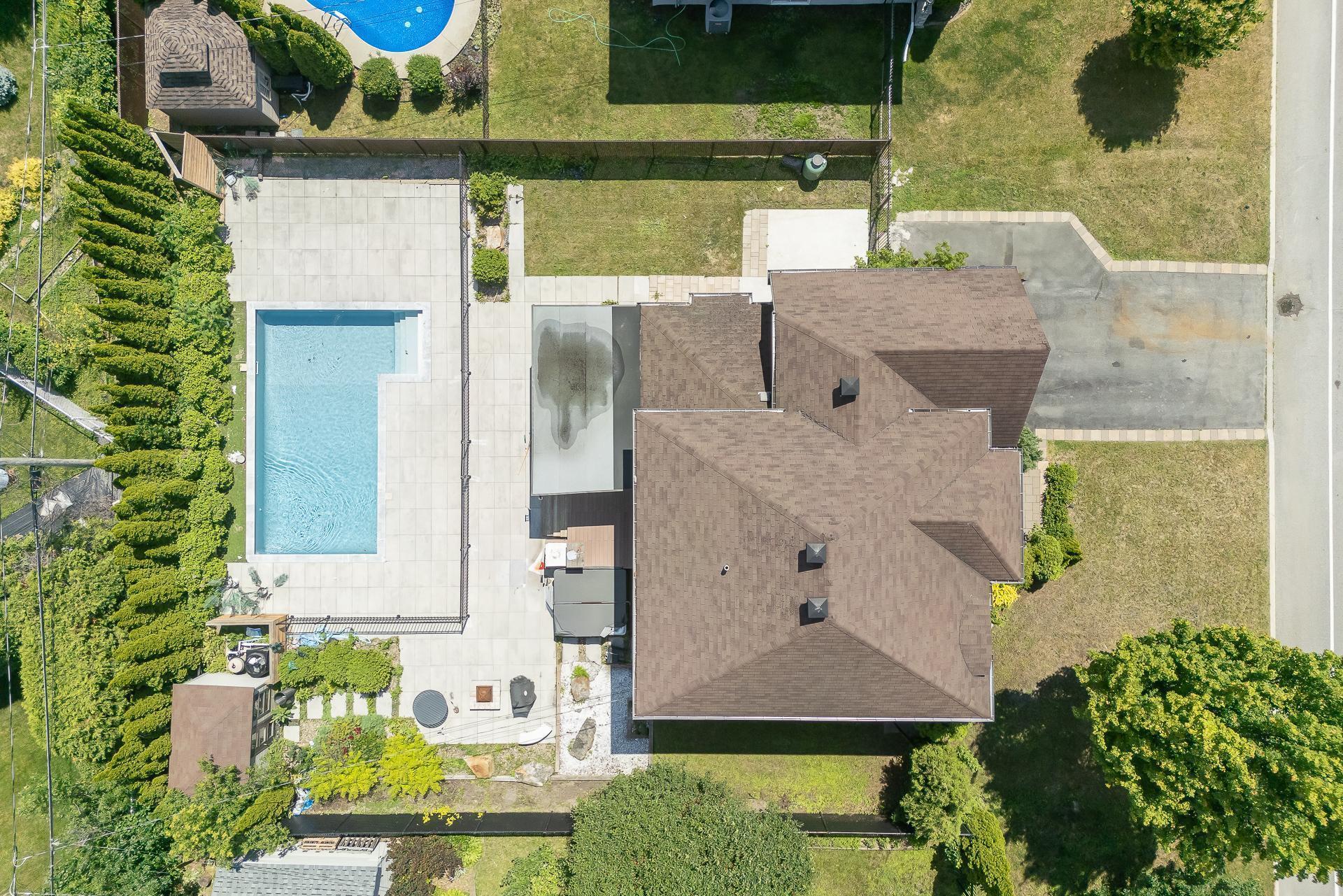 









111


Rue Jean-Paul-Lemieux

,
Notre-Dame-de-l'Île-Perrot,




QC
J7W1P4

