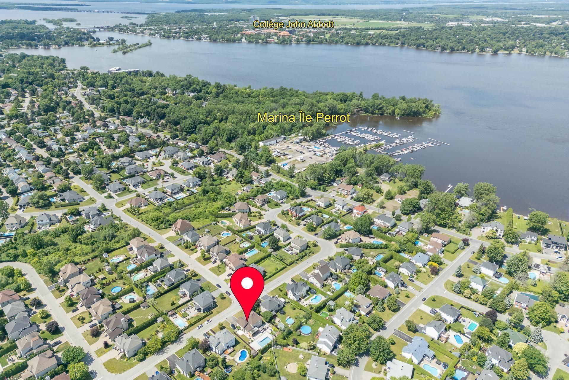 









111


Rue Jean-Paul-Lemieux

,
Notre-Dame-de-l'Île-Perrot,




QC
J7W1P4

