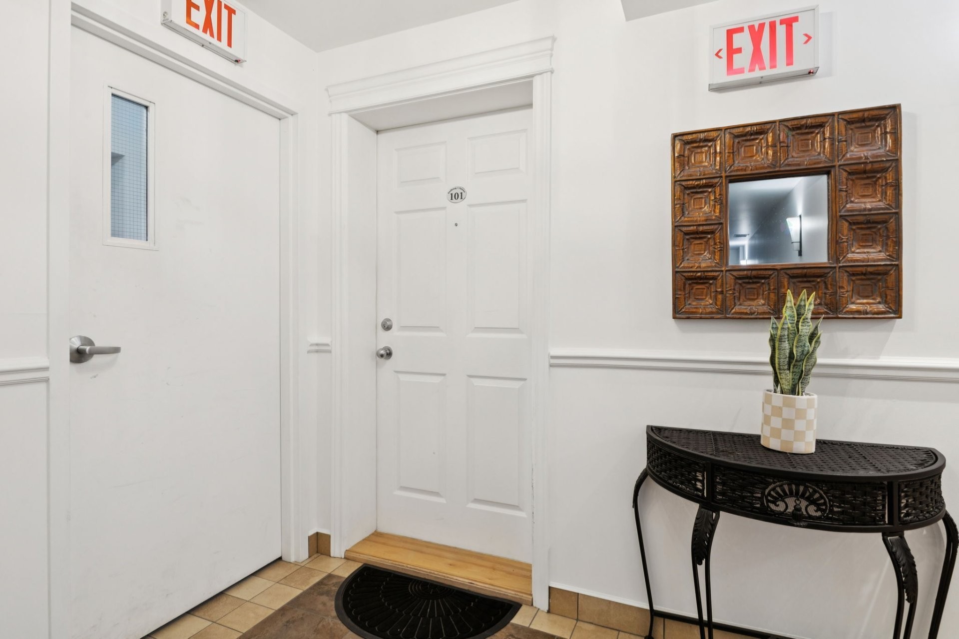 









97


Rue Ernest-Gaboury

, 101,
Gatineau (Gatineau),




QC
J8V0G2

