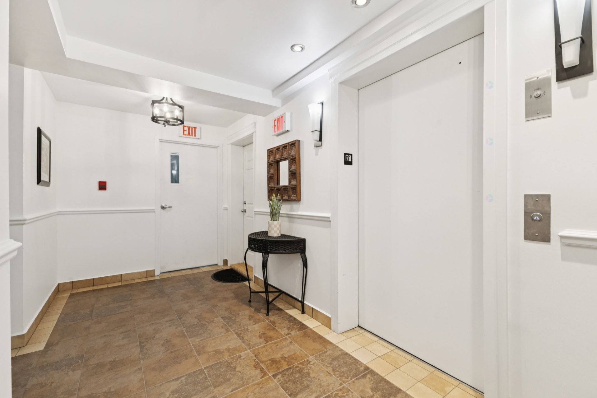 









97


Rue Ernest-Gaboury

, 101,
Gatineau (Gatineau),




QC
J8V0G2

