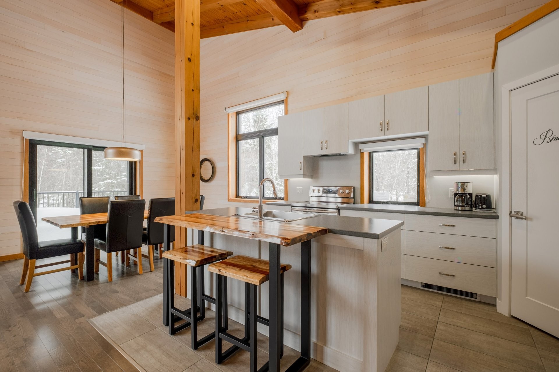 









1


Rue Alice

,
Ham-Sud,




QC
J0B3J0

