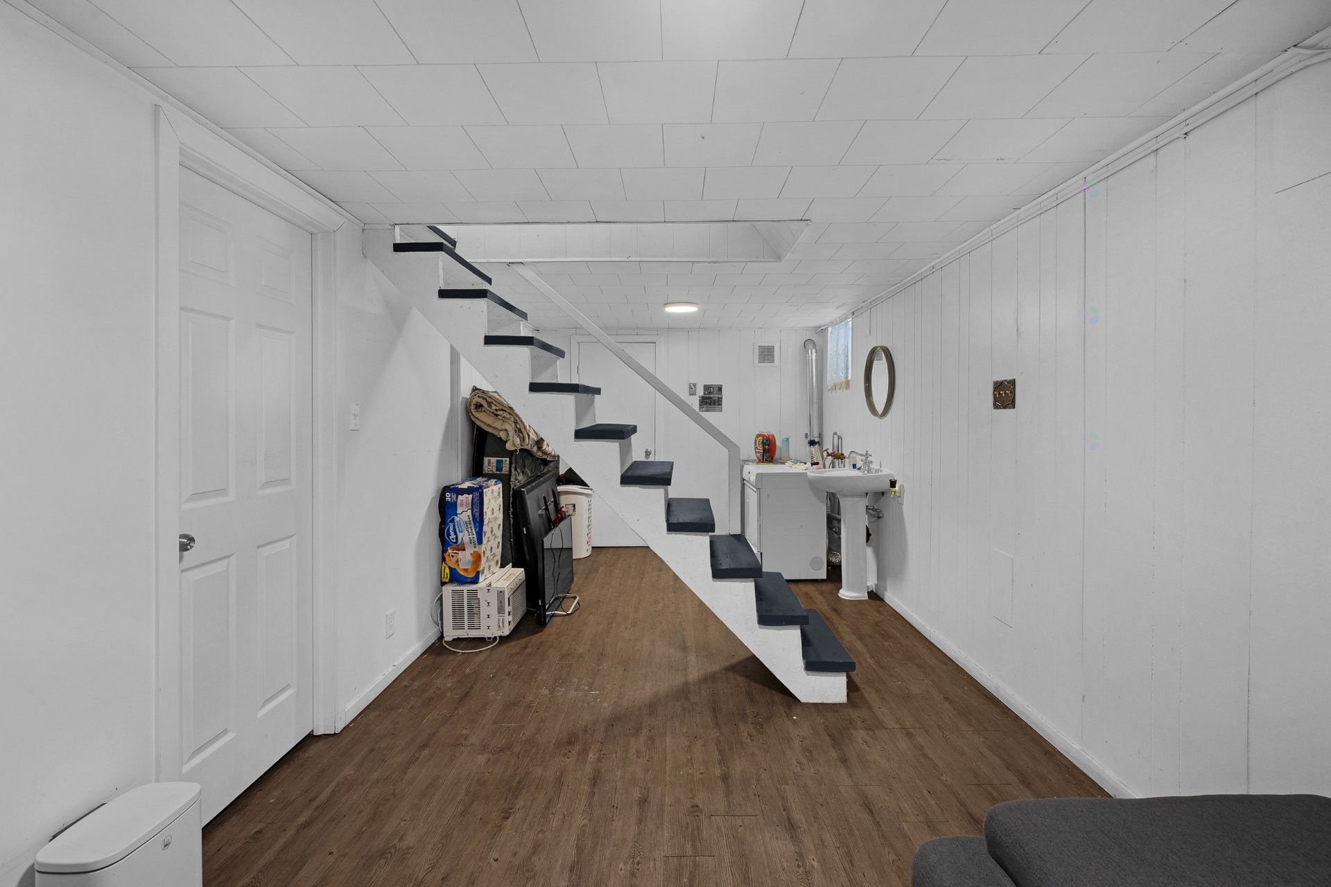 









470


Rue Ouimet

,
Montréal (Saint-Laurent),




QC
H4L3N8

