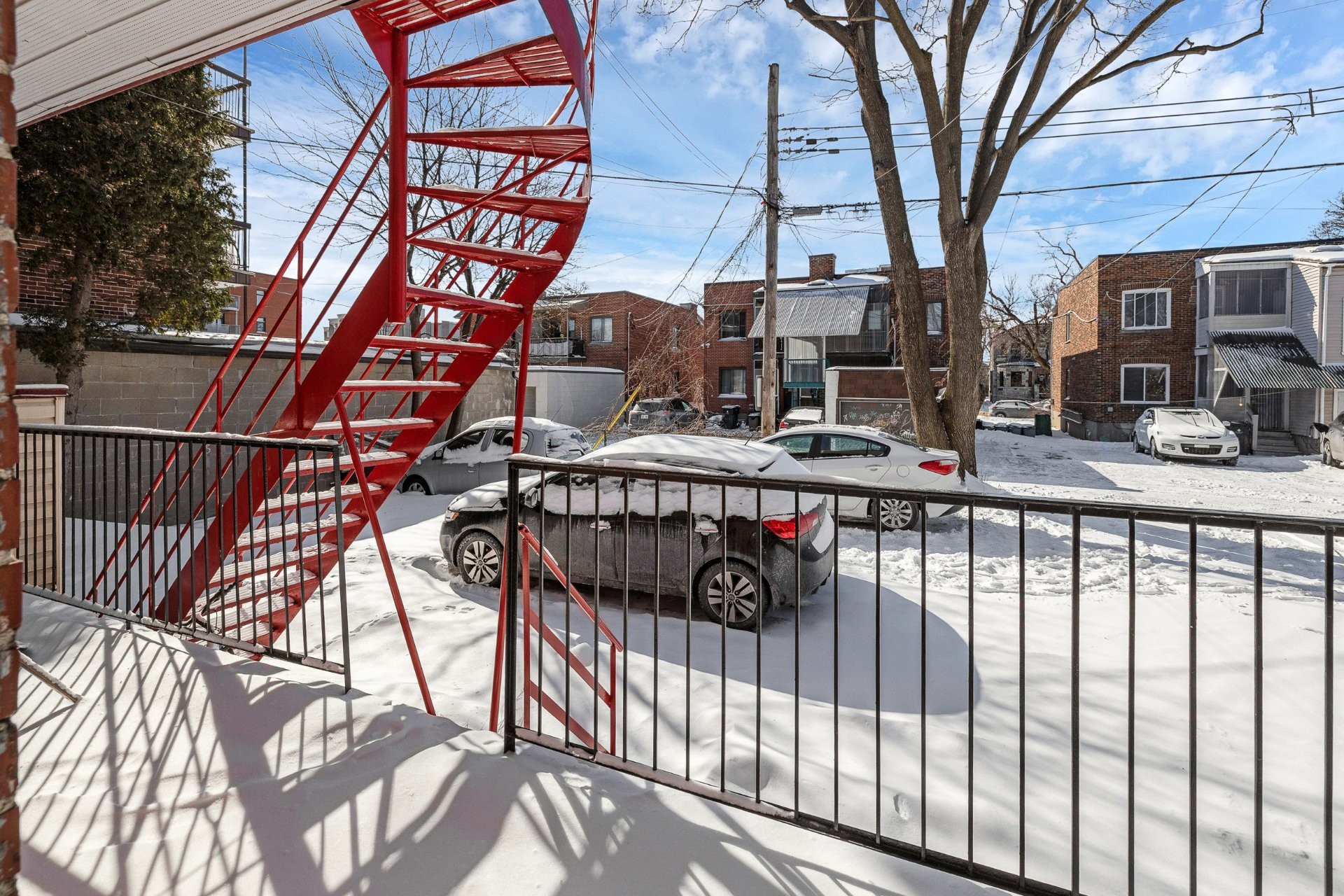 









470


Rue Ouimet

,
Montréal (Saint-Laurent),




QC
H4L3N8

