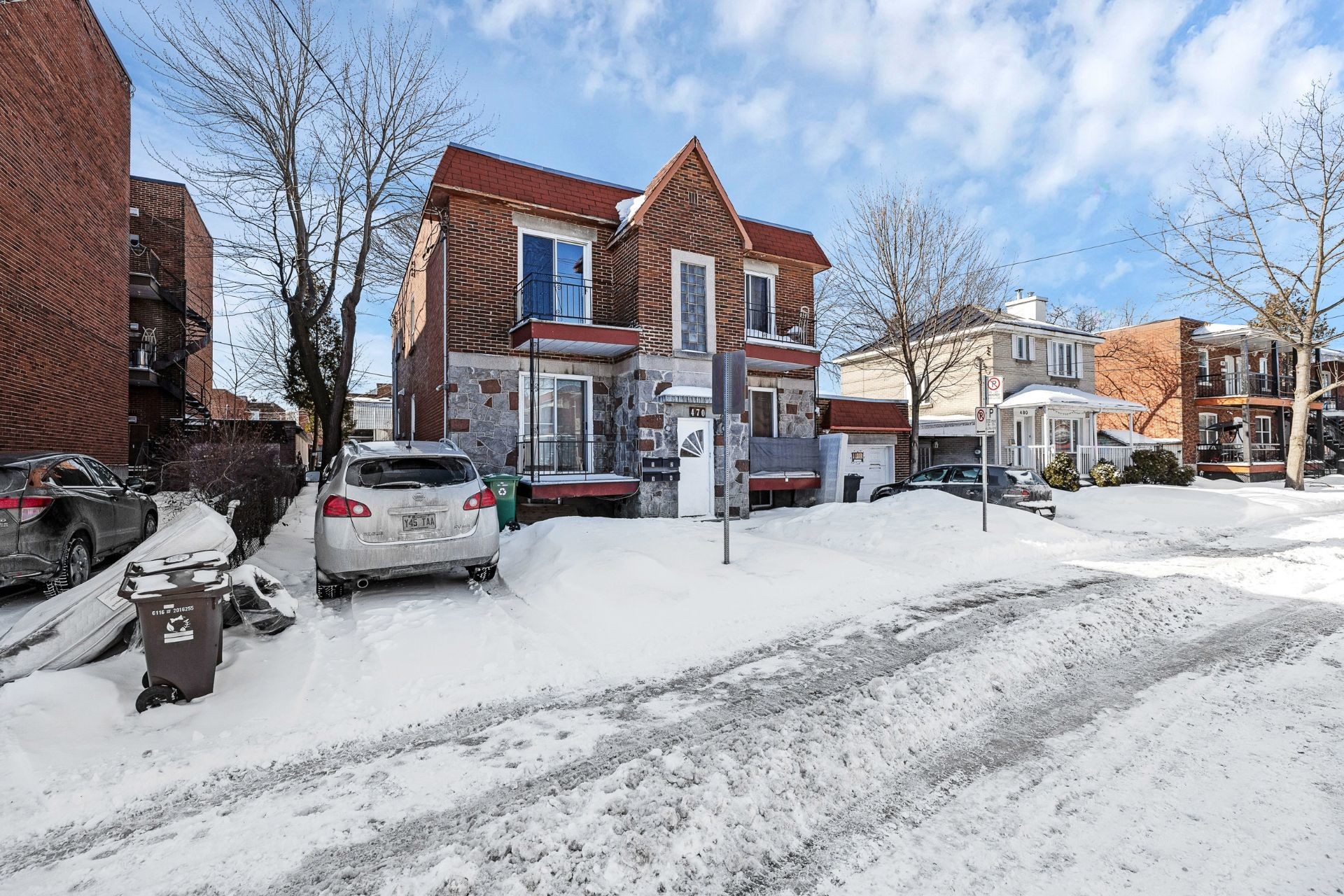 









470


Rue Ouimet

,
Montréal (Saint-Laurent),




QC
H4L3N8

