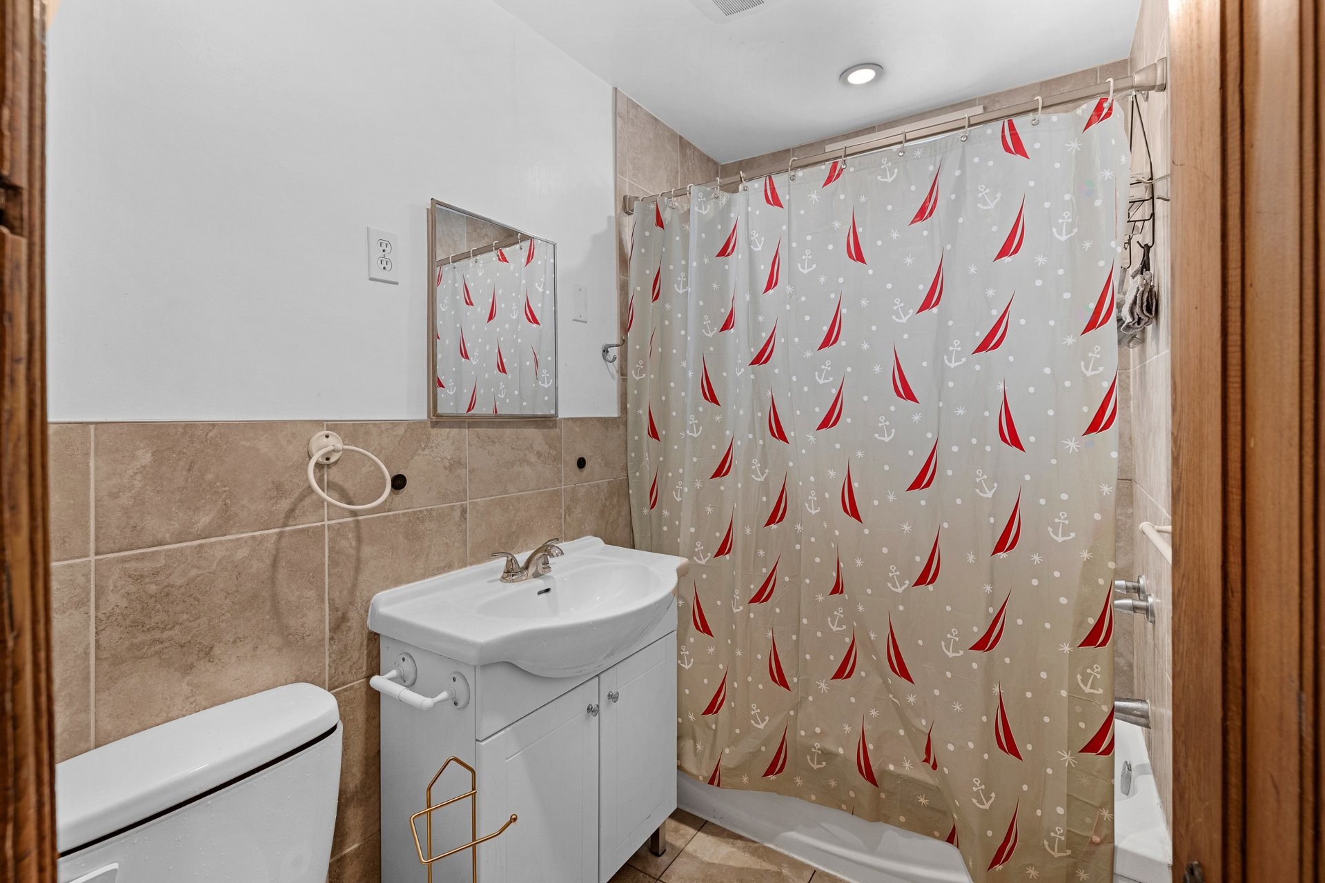 









470


Rue Ouimet

,
Montréal (Saint-Laurent),




QC
H4L3N8

