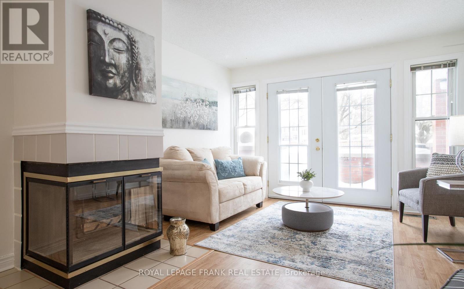 












A15 - 1651 NASH ROAD

,
Clarington (Courtice),




Ontario
L1E1S8

