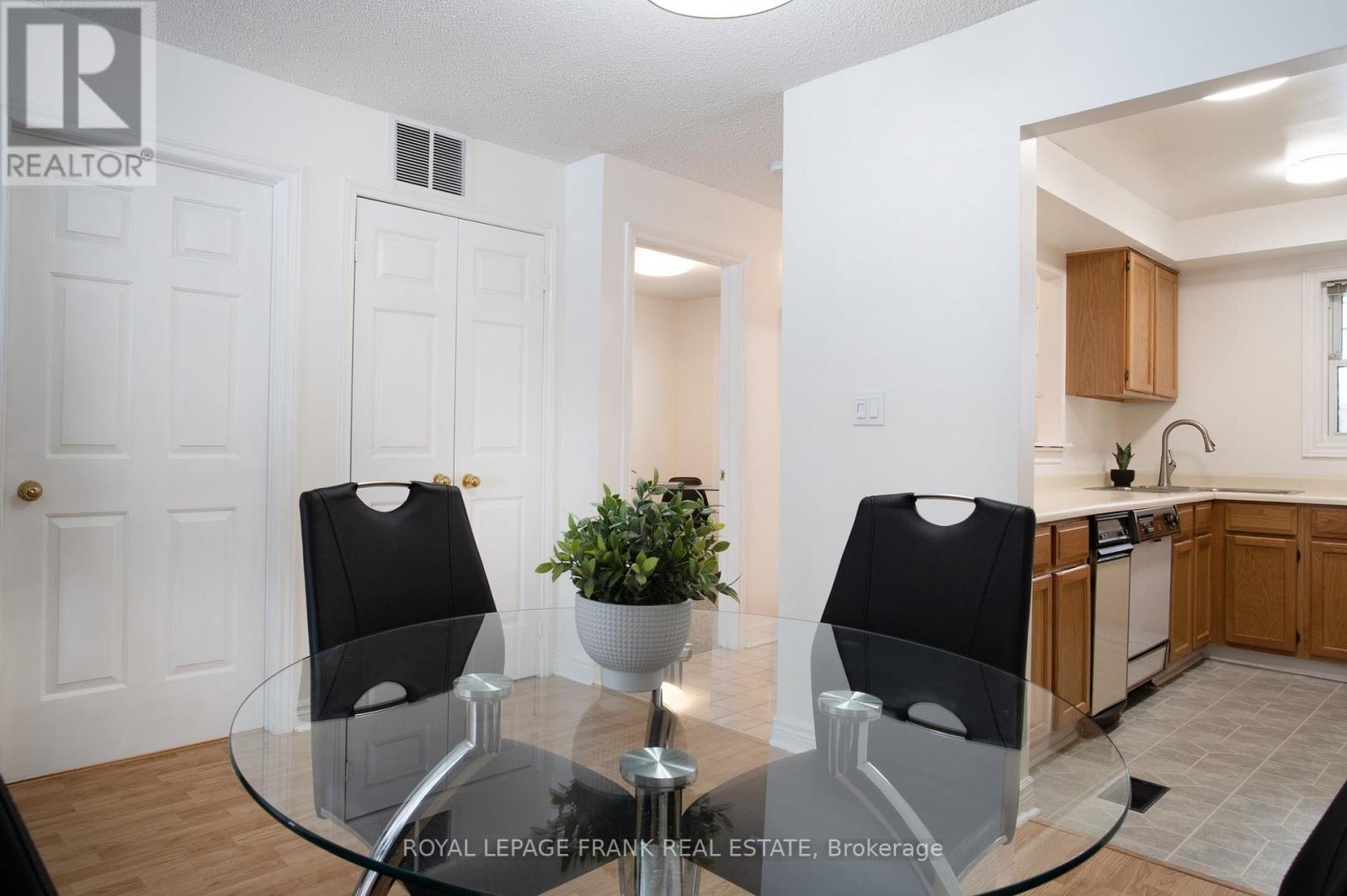 












A15 - 1651 NASH ROAD

,
Clarington (Courtice),




Ontario
L1E1S8

