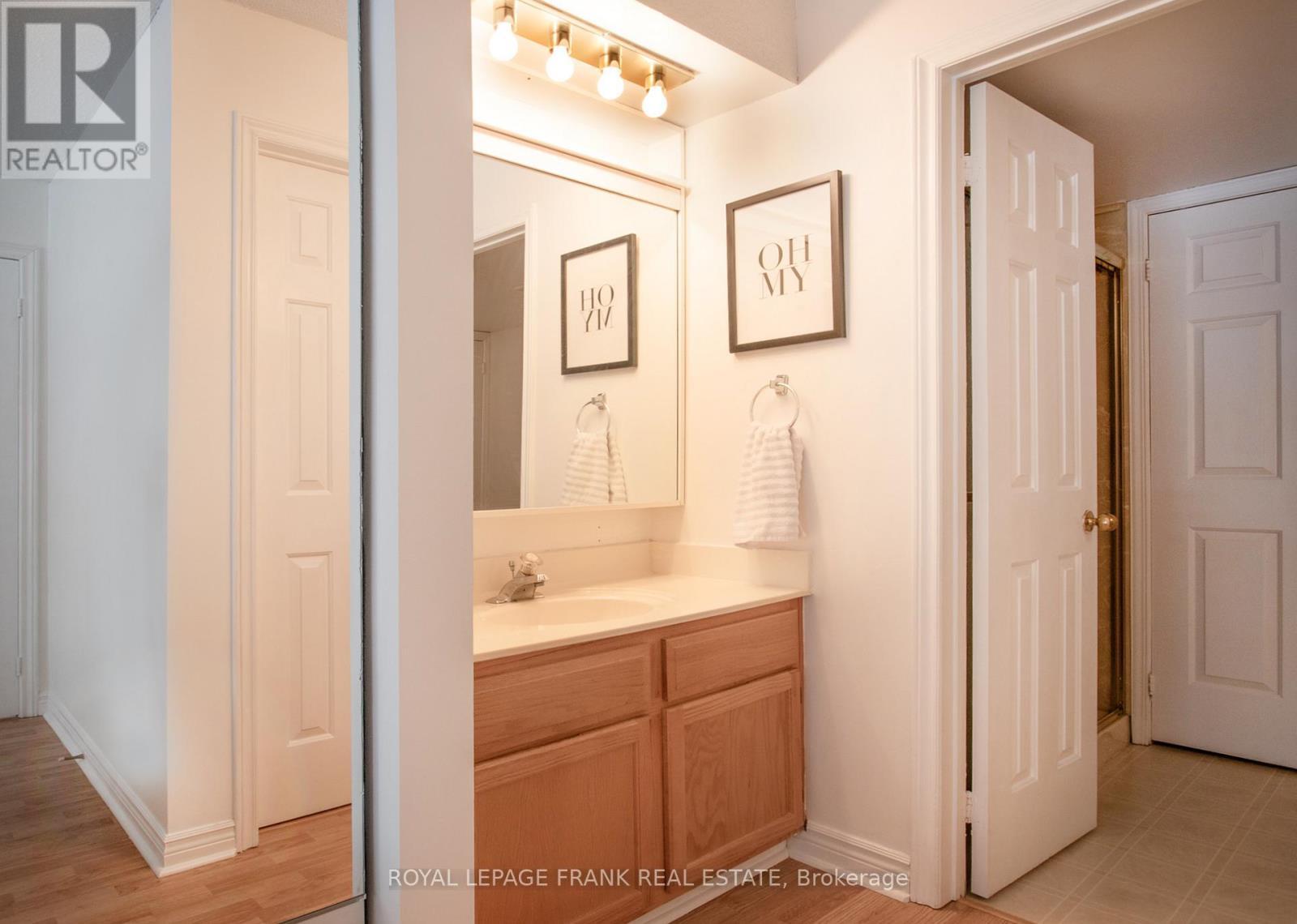 












A15 - 1651 NASH ROAD

,
Clarington (Courtice),




Ontario
L1E1S8

