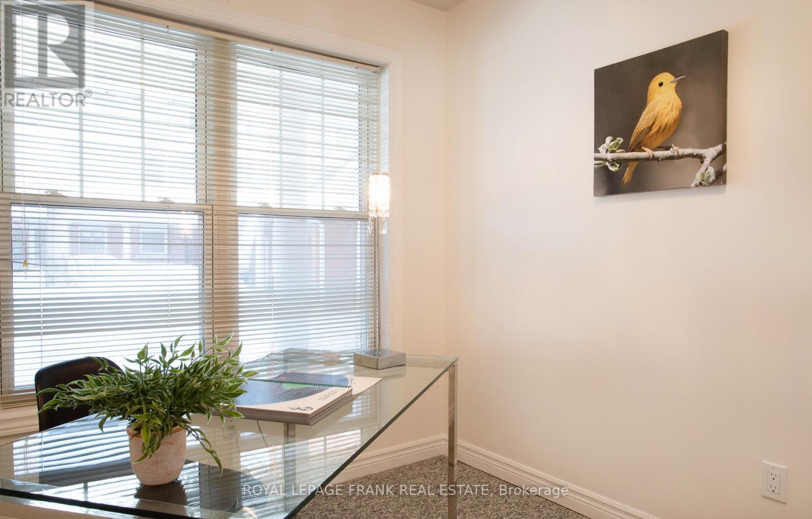 












A15 - 1651 NASH ROAD

,
Clarington (Courtice),




Ontario
L1E1S8

