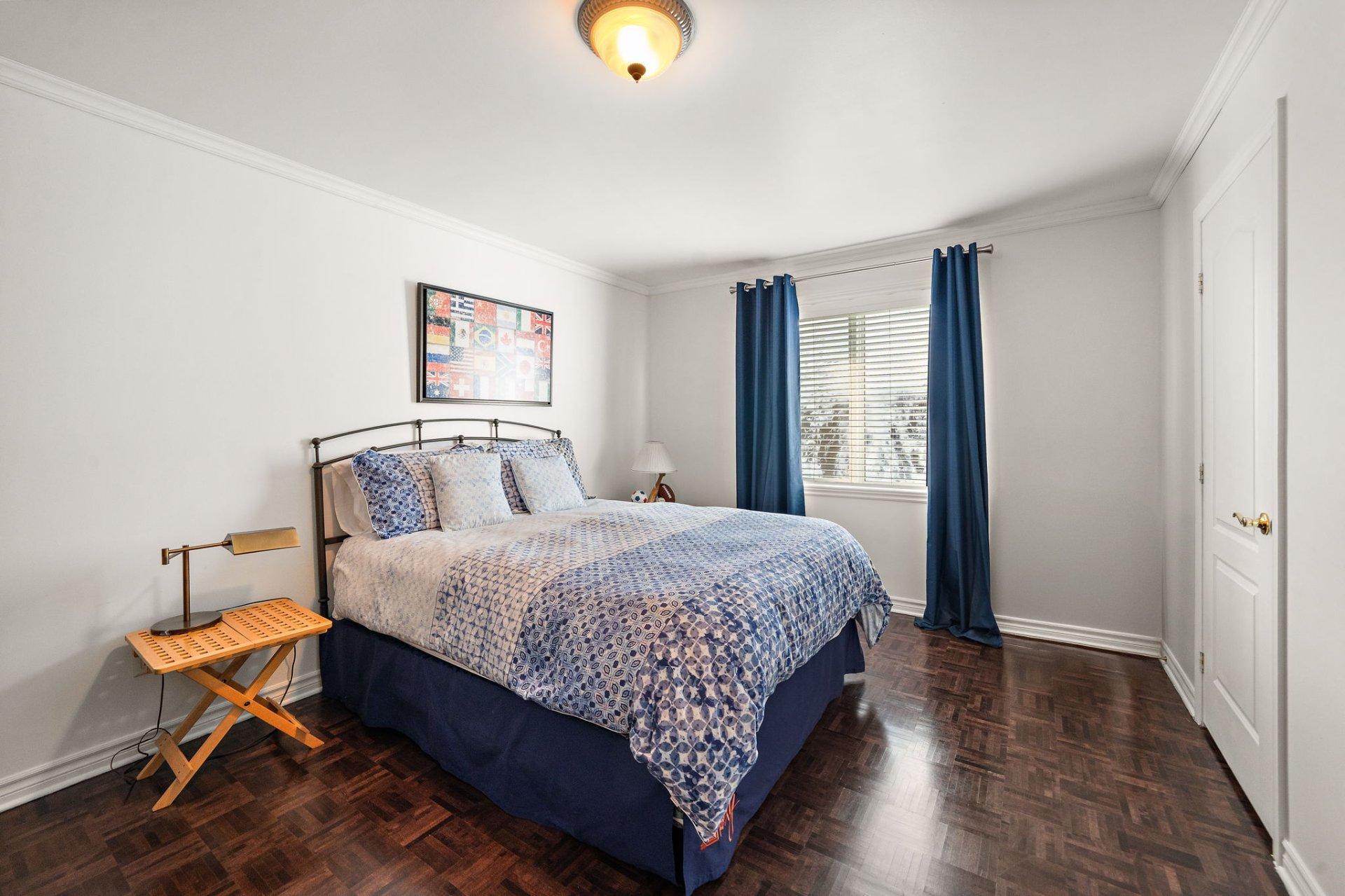 









389


Rue Cézanne

,
Dollard-des-Ormeaux,




QC
H9A3J5

