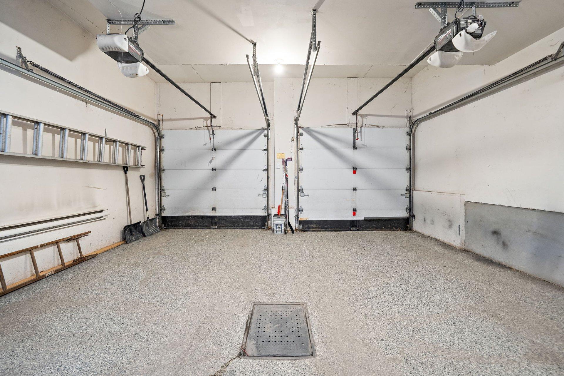 









389


Rue Cézanne

,
Dollard-des-Ormeaux,




QC
H9A3J5

