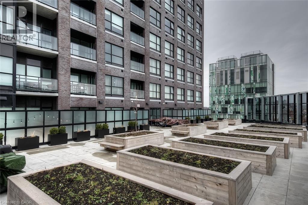 












1 VICTORIA Street S Unit# 1310

,
Kitchener,




Ontario
N2G0B5

