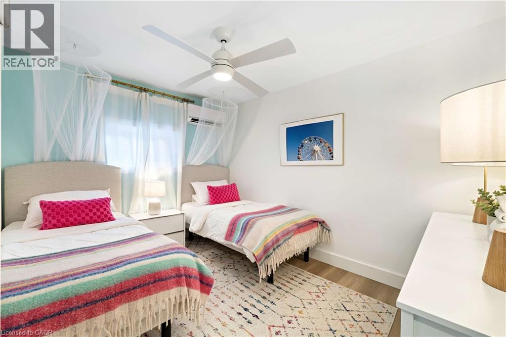 












194 WILES Lane

,
Grey Highlands,




Ontario
N0C1E0

