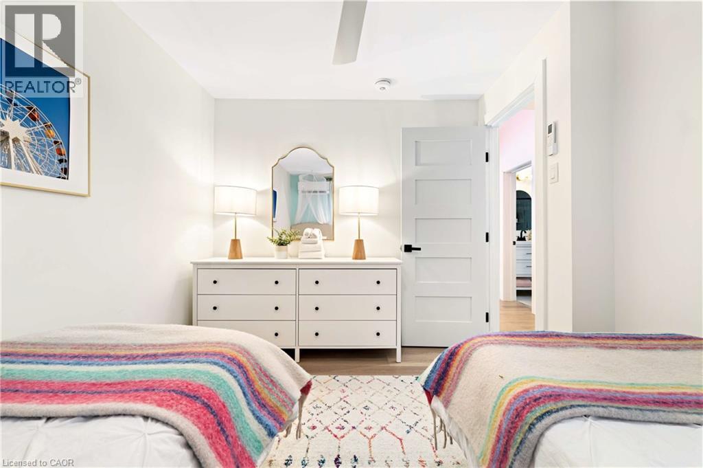 












194 WILES Lane

,
Grey Highlands,




Ontario
N0C1E0

