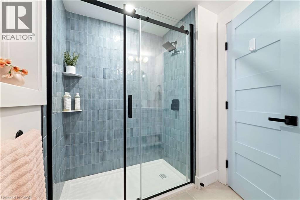 












194 WILES Lane

,
Grey Highlands,




Ontario
N0C1E0

