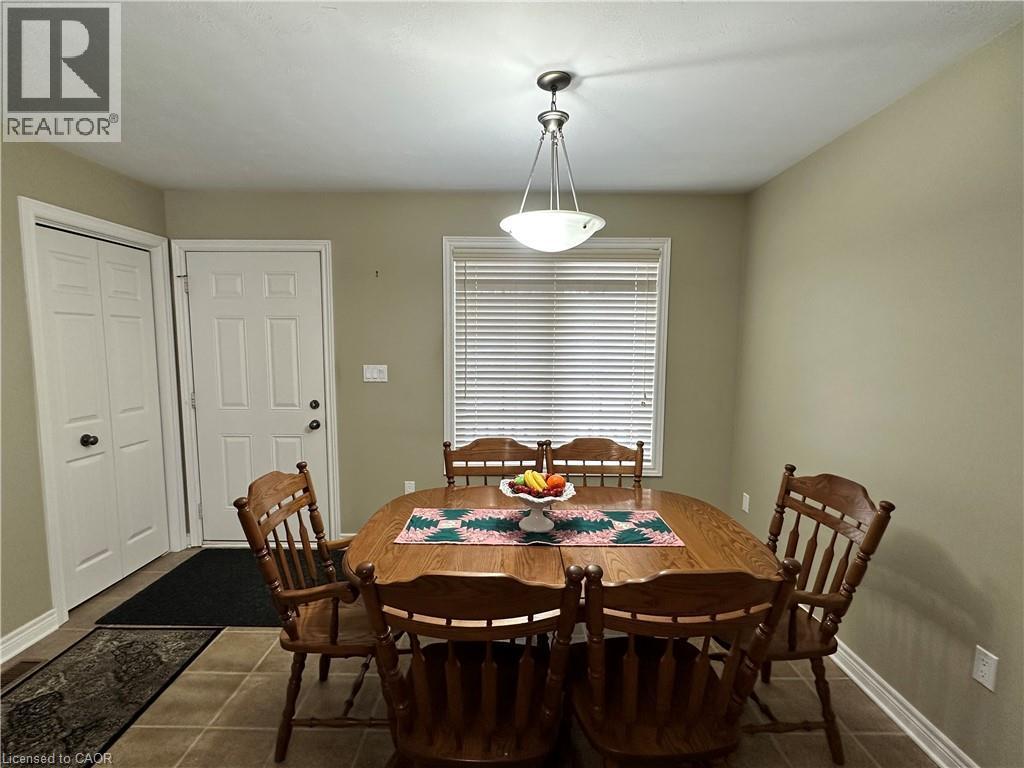 












154 FOREST Street E

,
Dunnville,




Ontario
N1A1C1

