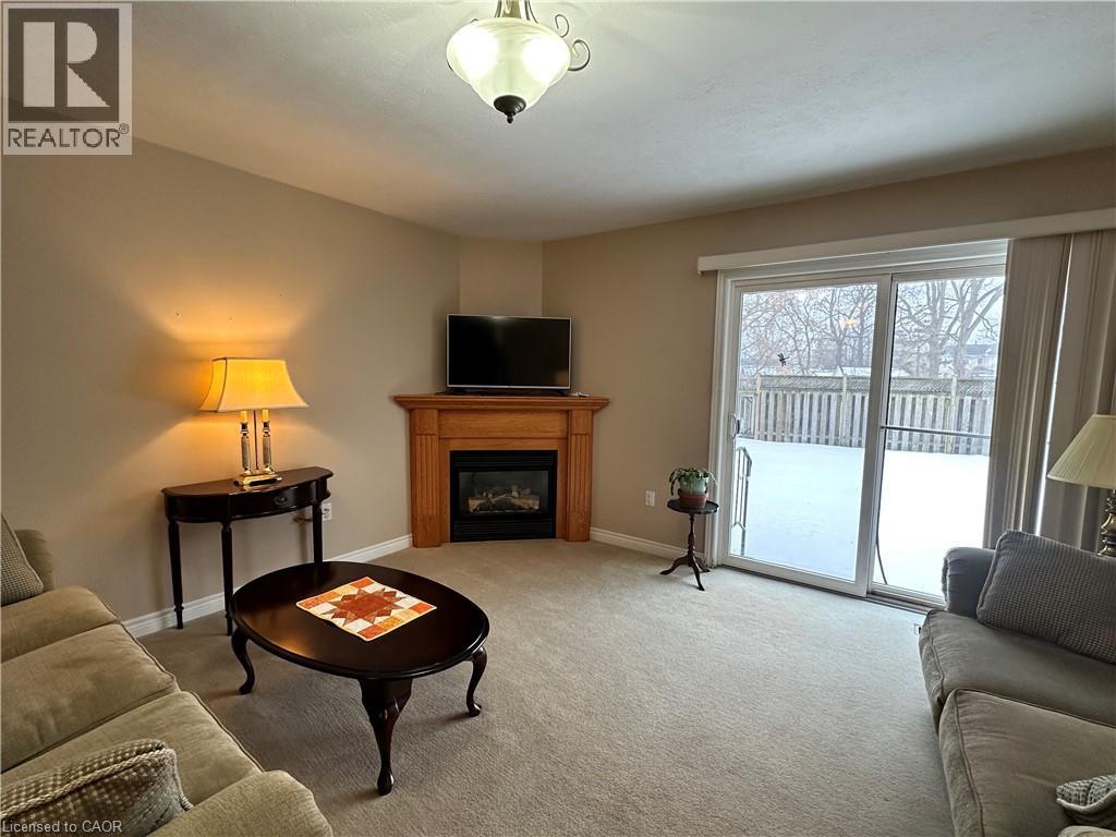 












154 FOREST Street E

,
Dunnville,




Ontario
N1A1C1

