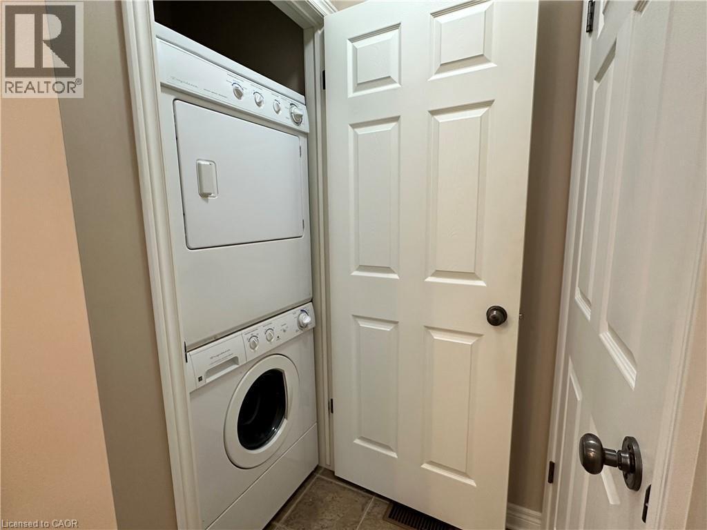 












154 FOREST Street E

,
Dunnville,




Ontario
N1A1C1

