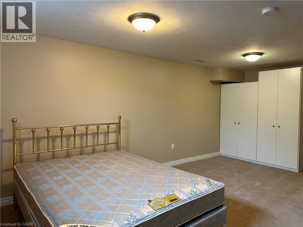 












154 FOREST Street E

,
Dunnville,




Ontario
N1A1C1

